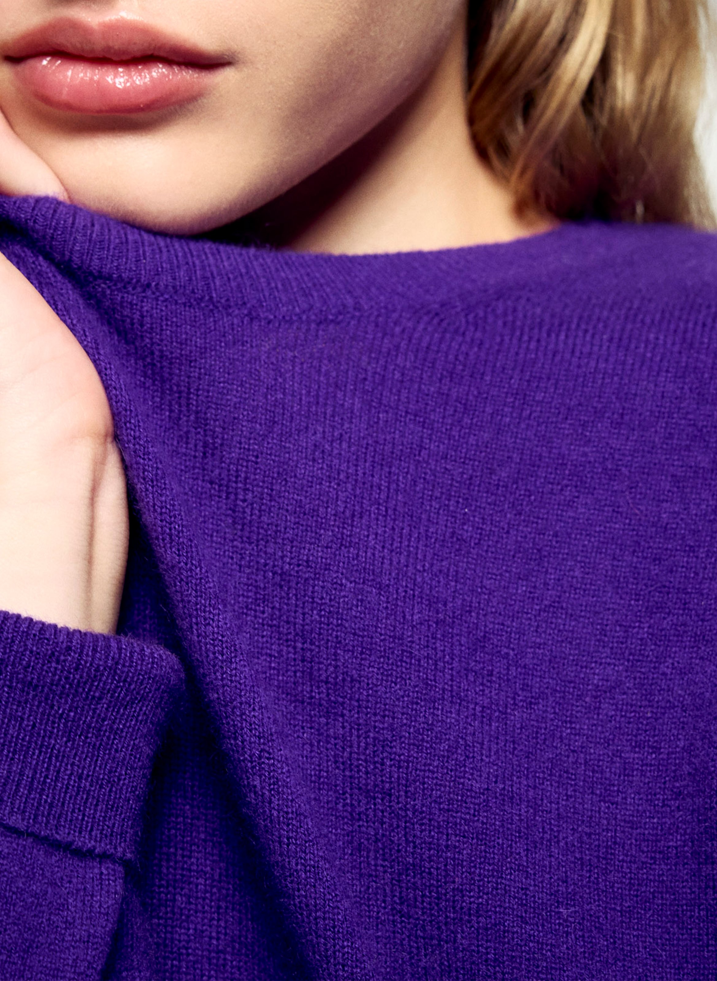 Straight cotton sweater with round neck FROM FUTURE Purple