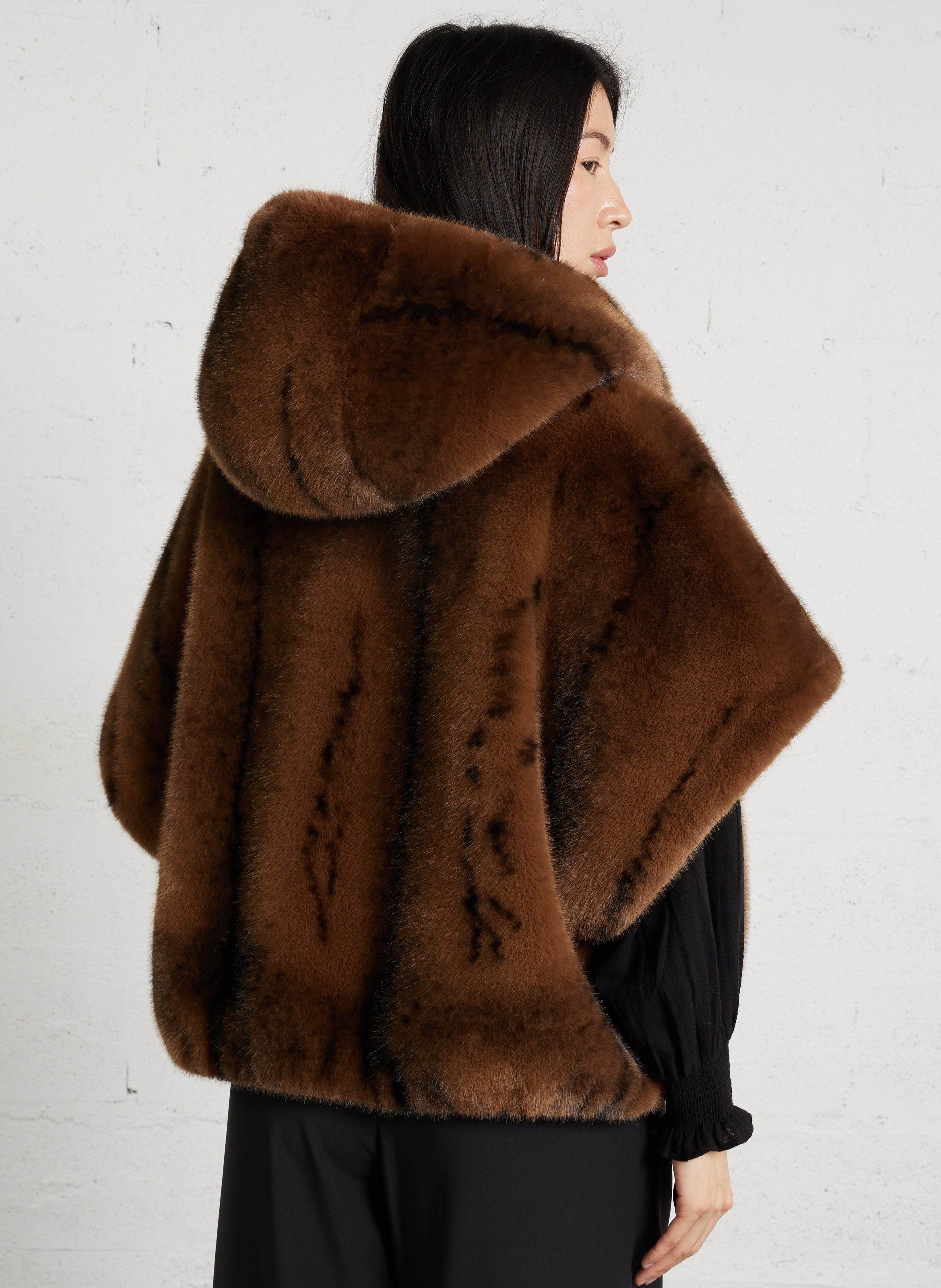 Oversized cape van synthetische bont MAISON 123 Bruin