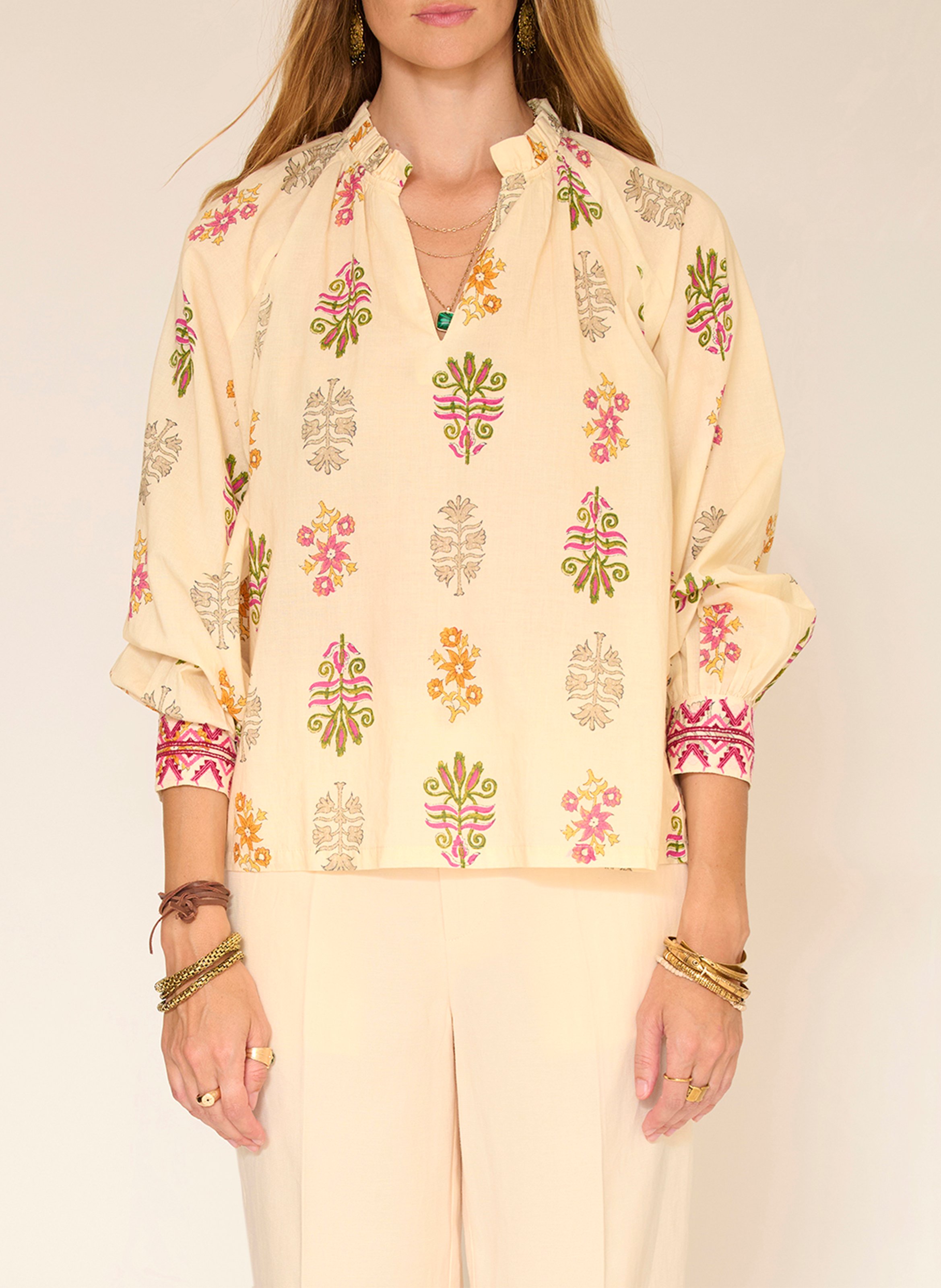 Wijde blouse met print en tuniek kraag MKT Beige