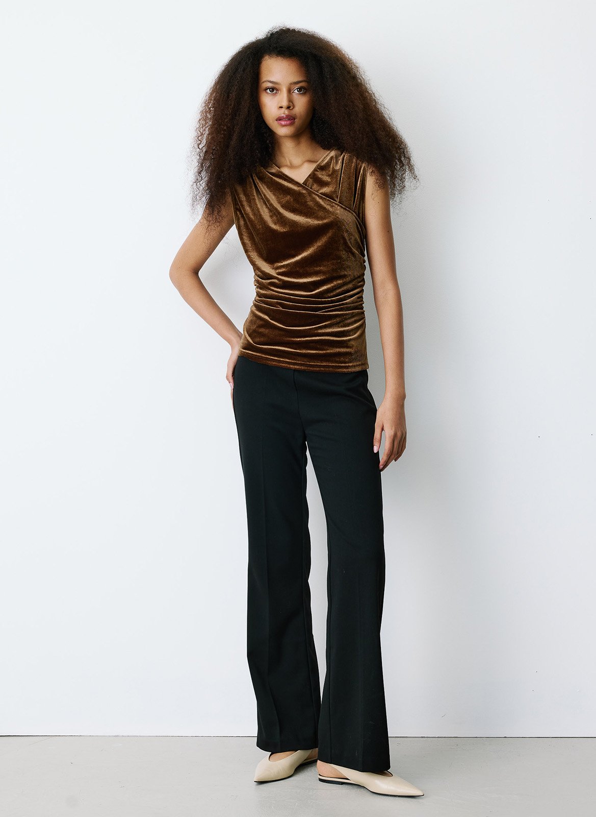 Top sans manches col V en velours GRACE ET MILA Vert