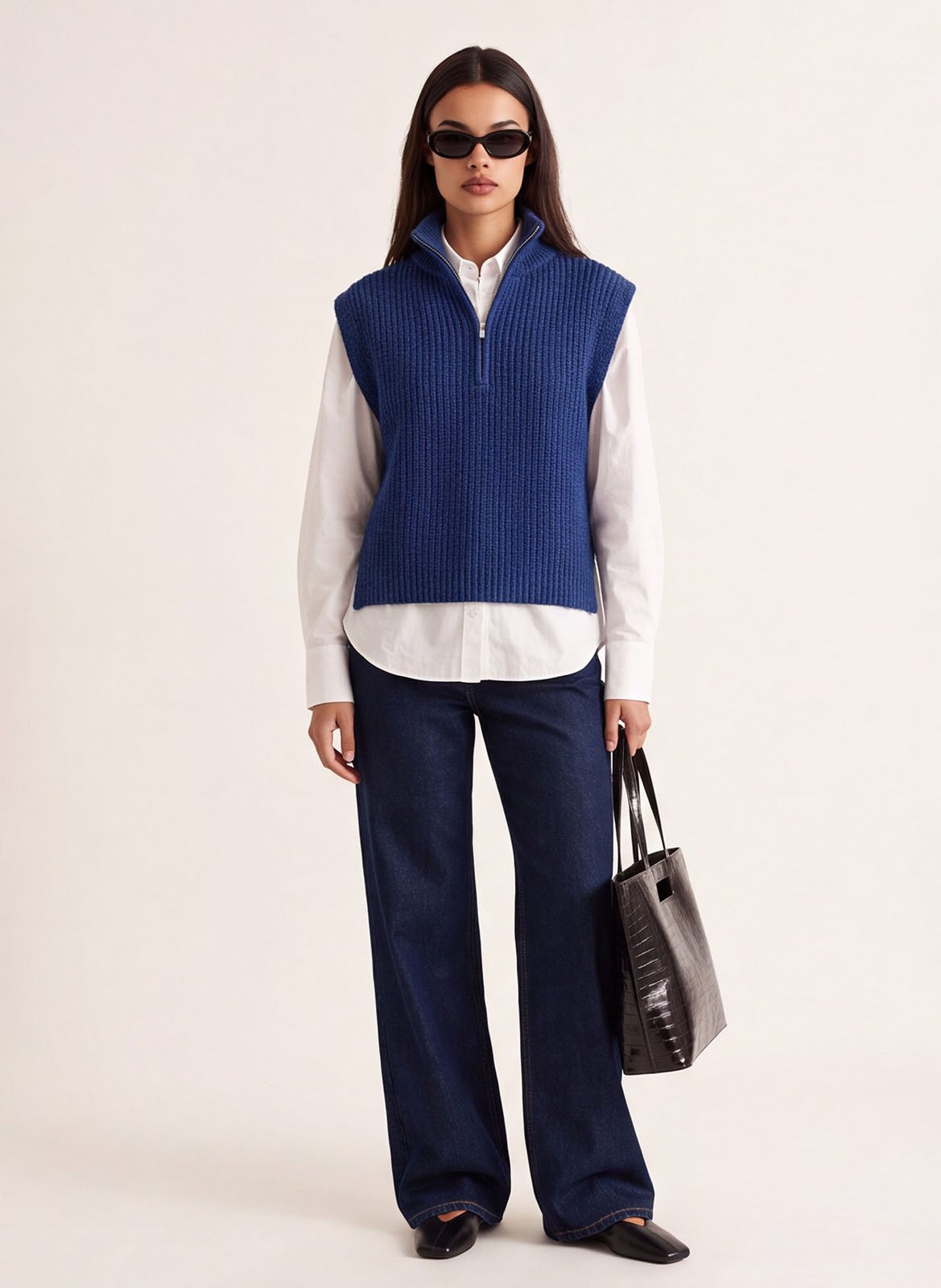 Gerade geschnittenes, ärmelloses Kleid mit Stehkragen KOOKAI Blau