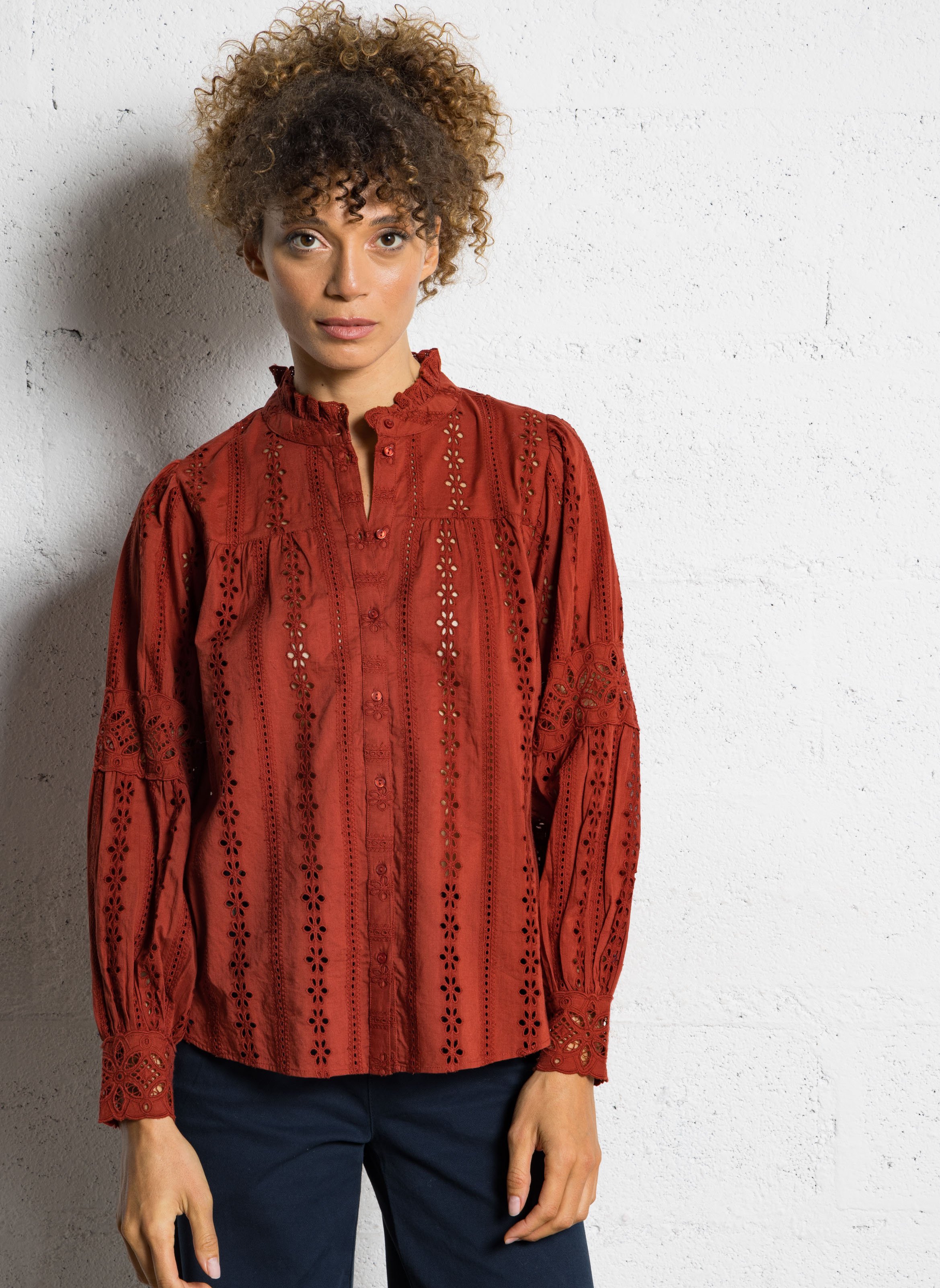 Hoge hals katoenen overhemd SUD EXPRESS Rood