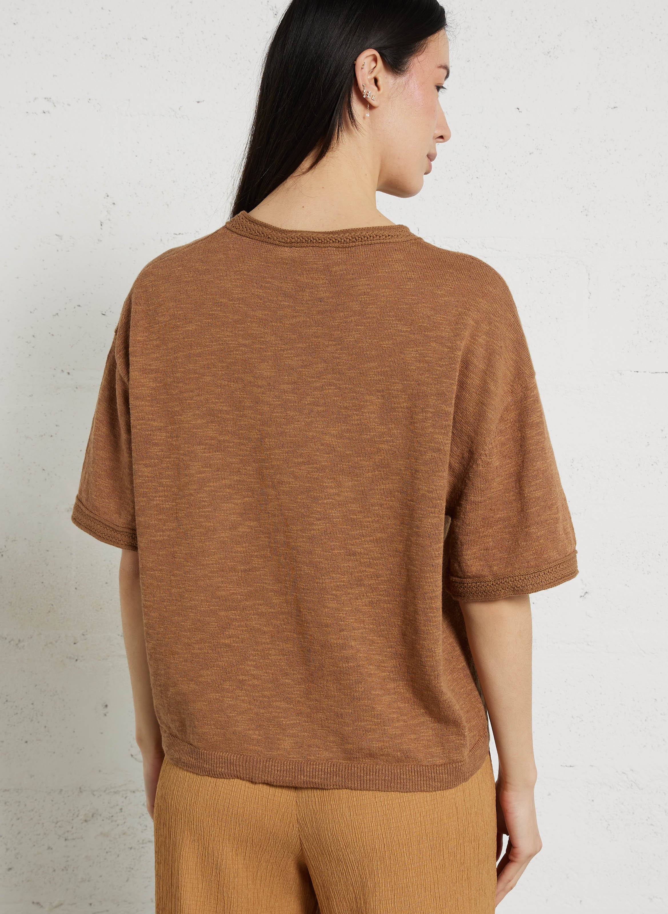 Oversize Rundhalsausschnitt T-Shirt aus Leinen und Baumwolle. LA PETITE ETOILE Braun