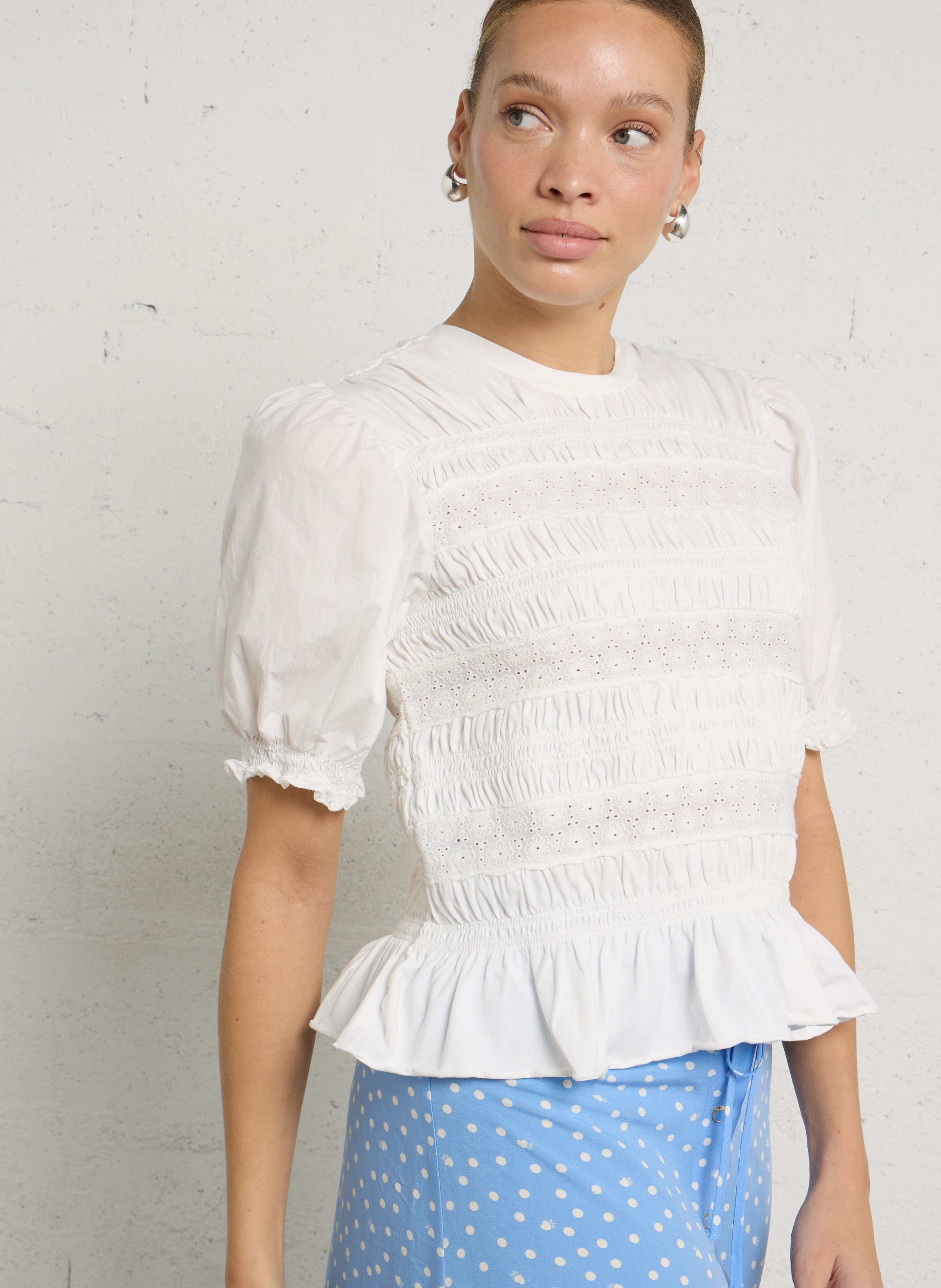 Short-sleeve smocked top with embroidery DES PETITS HAUTS Beige