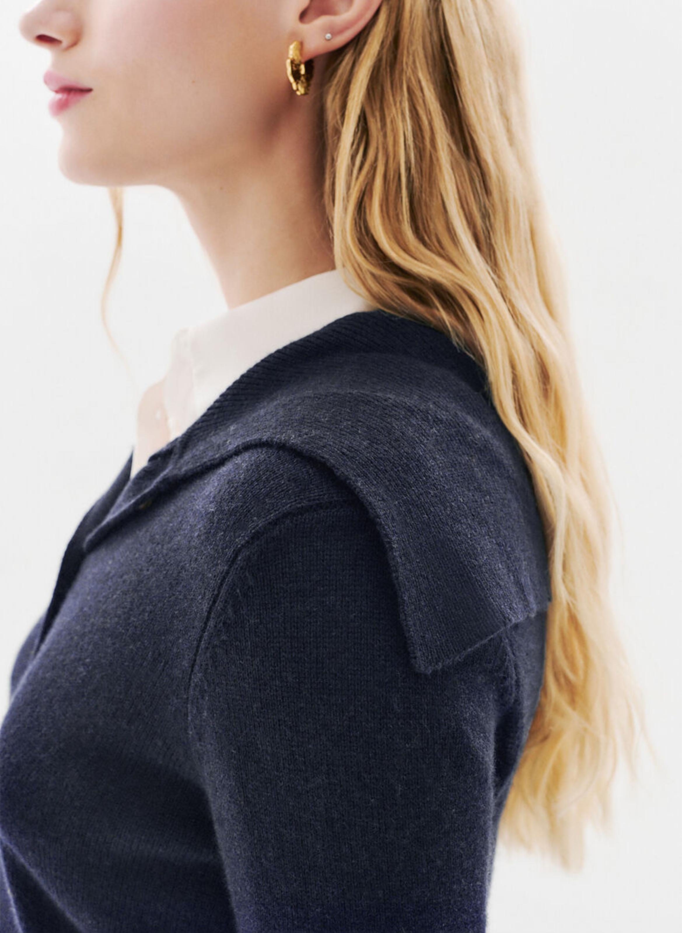 Gerade geschnittene Strickjacke aus Wollmix CAROLL Blau
