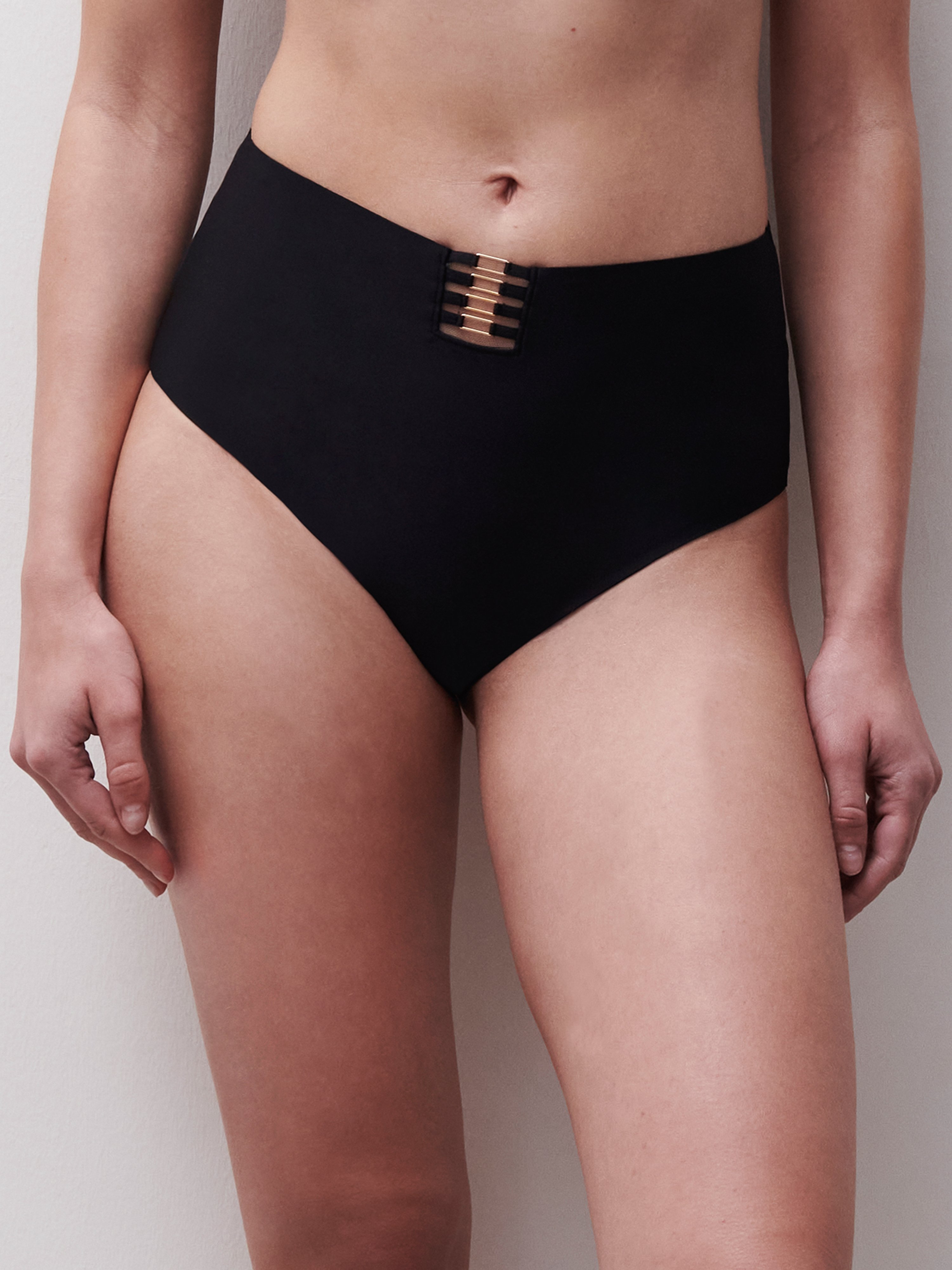 High-waisted lace panties CHANTELLE X Black