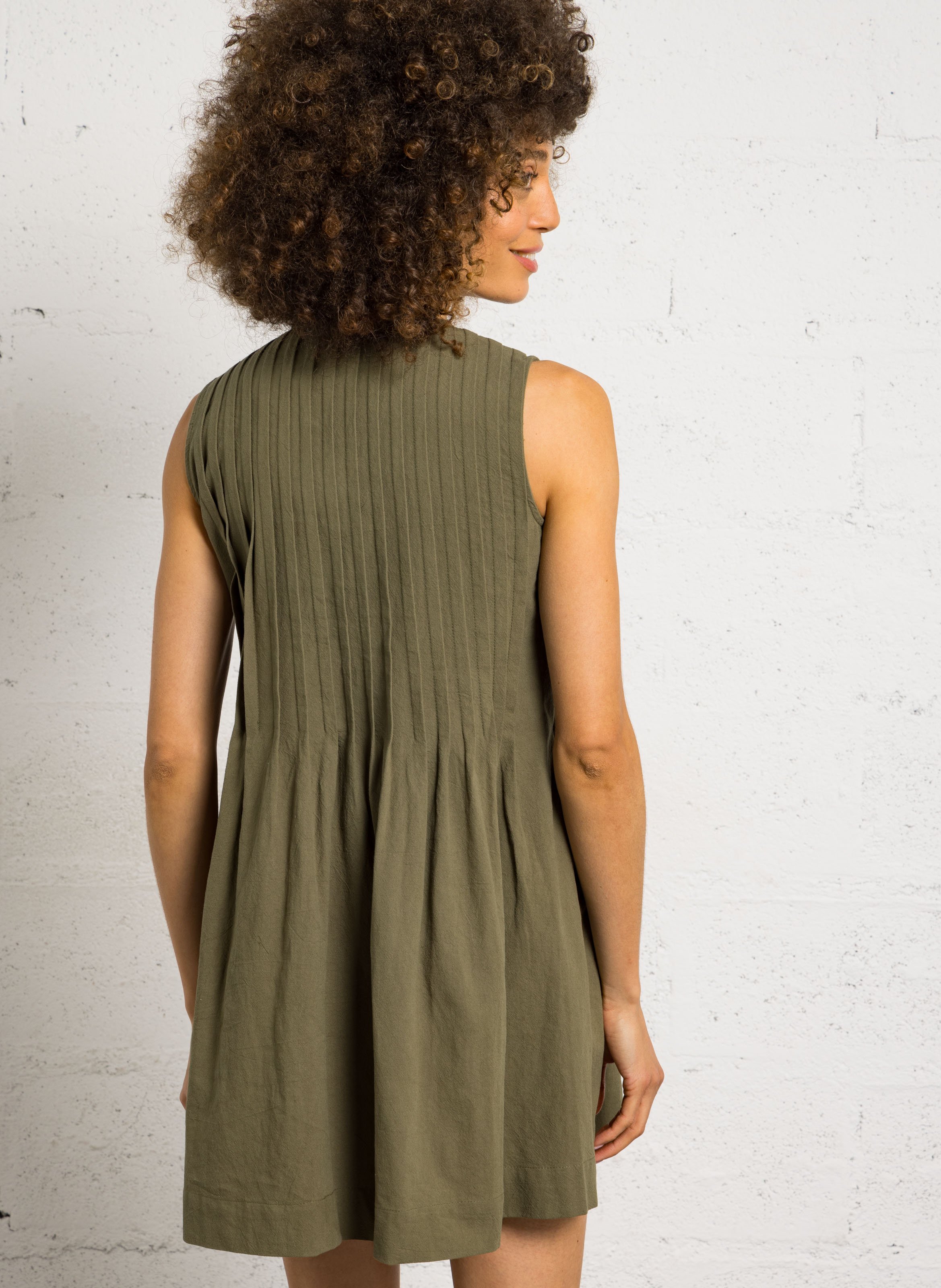 Kurzes ausgestelltes Baumwollkleid THE KORNER Khaki