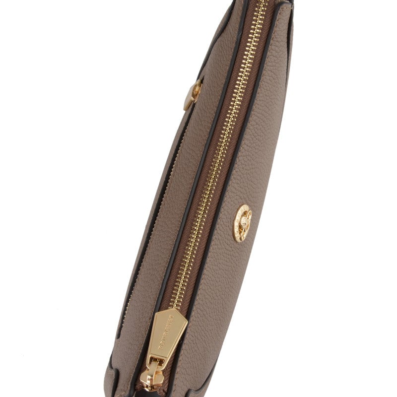 Calfskin leather shoulder bag Brown