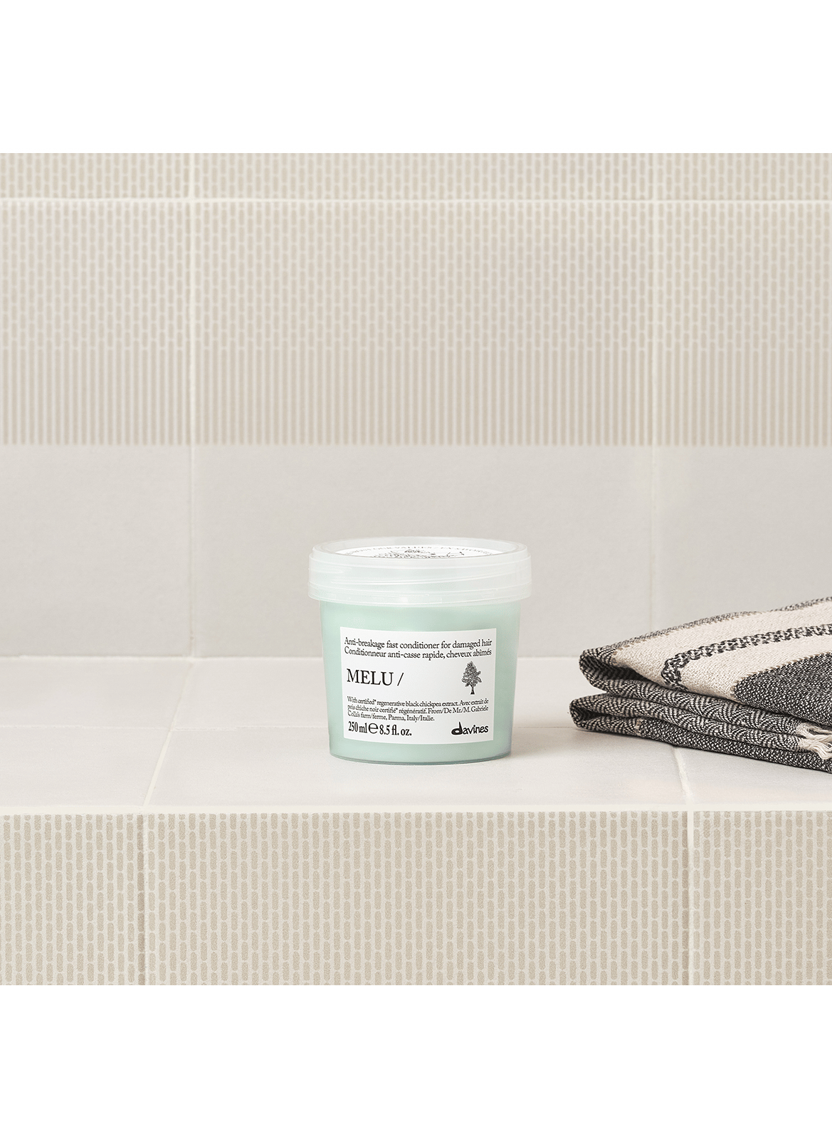 MELU Anti-Breakage Conditioner with Shine Effect DAVINES No color
