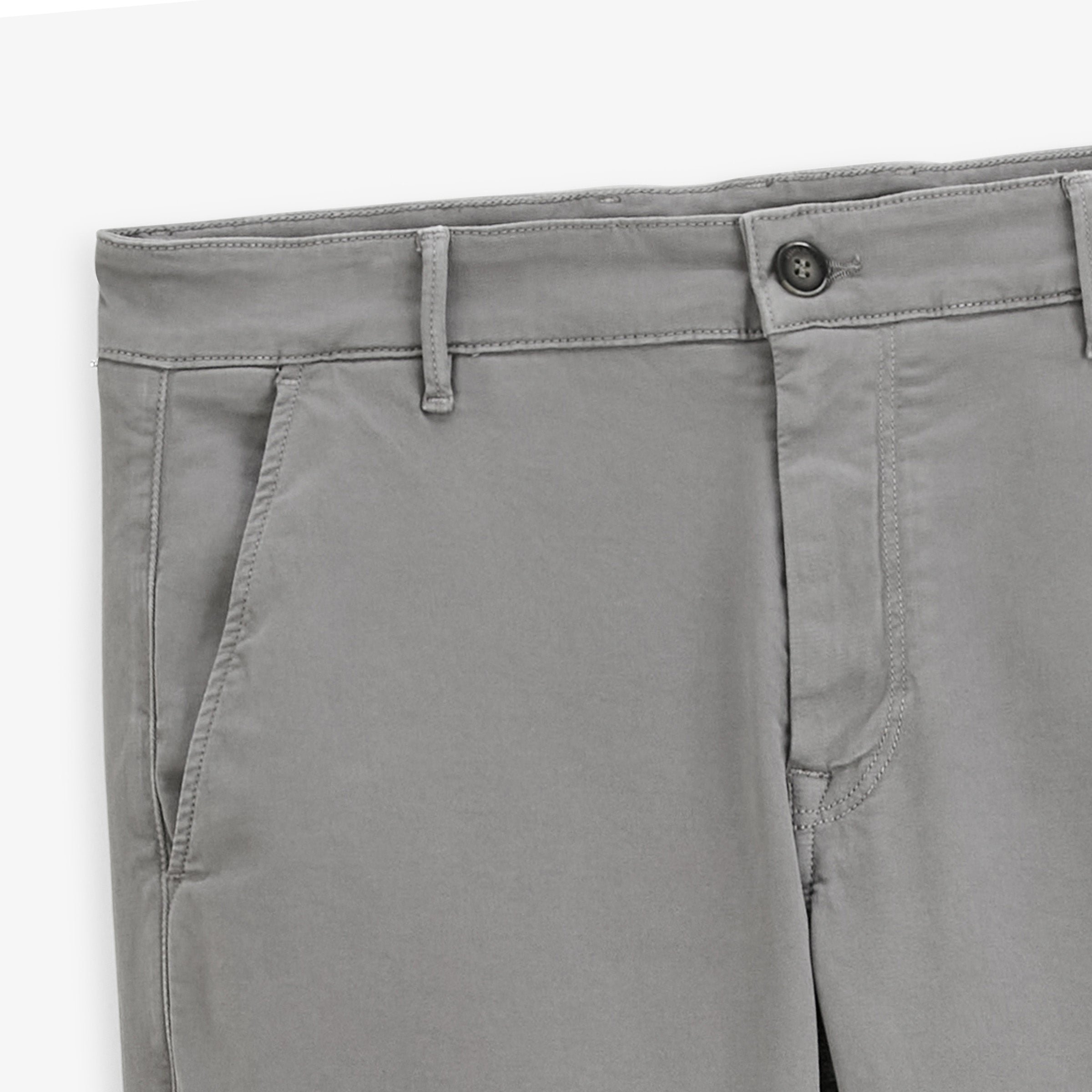 Chino 702 in stretch cotton comfortable fit feather gray SERGE BLANCO Grey