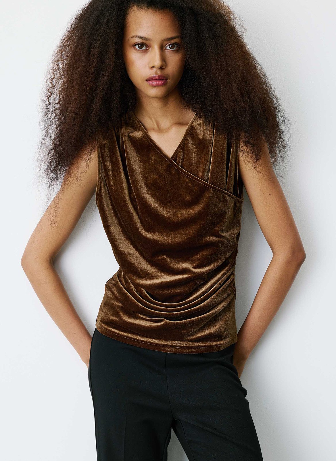 Top sans manches col V en velours GRACE ET MILA Vert