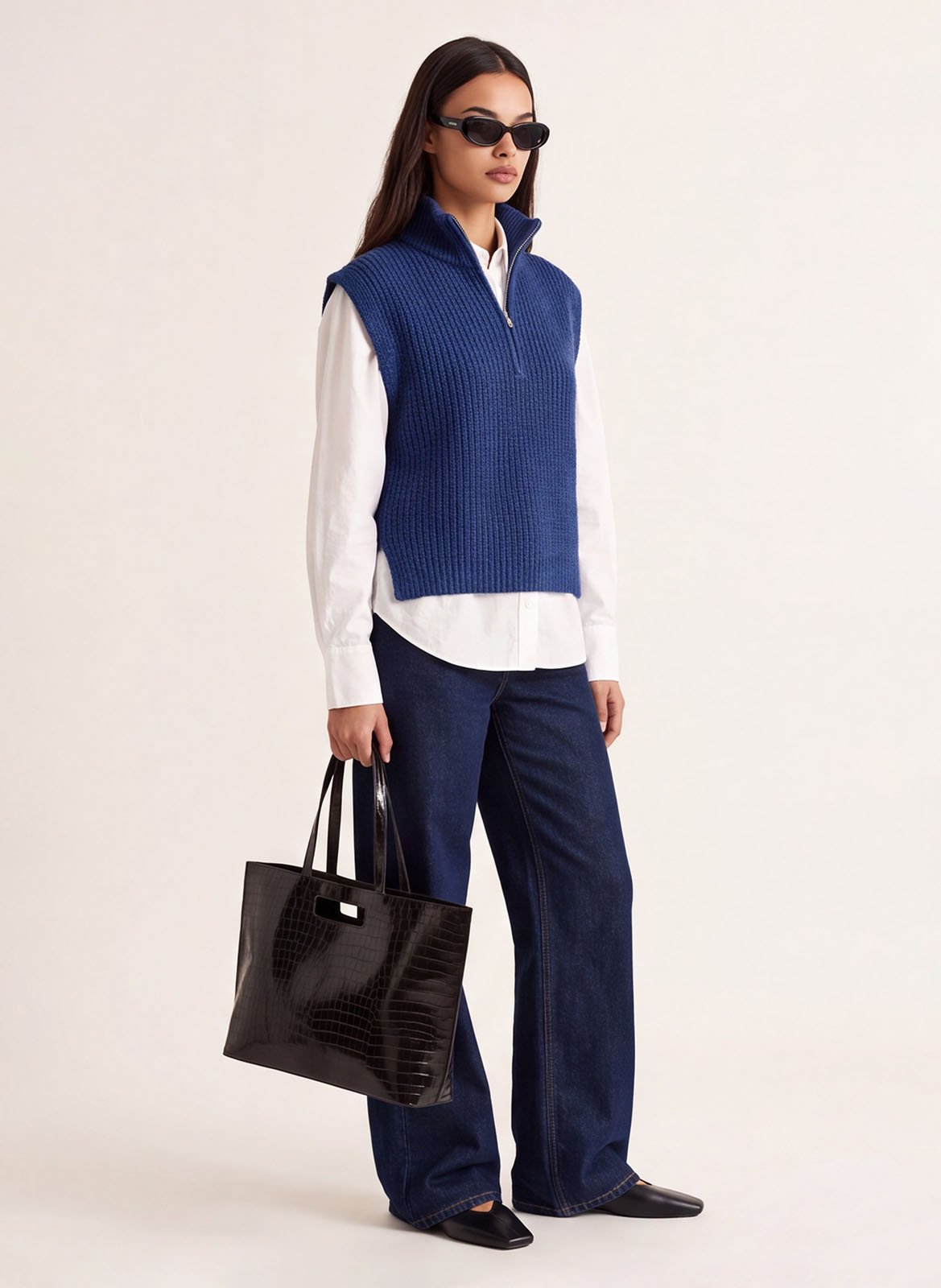 Gerade geschnittenes, ärmelloses Kleid mit Stehkragen KOOKAI Blau