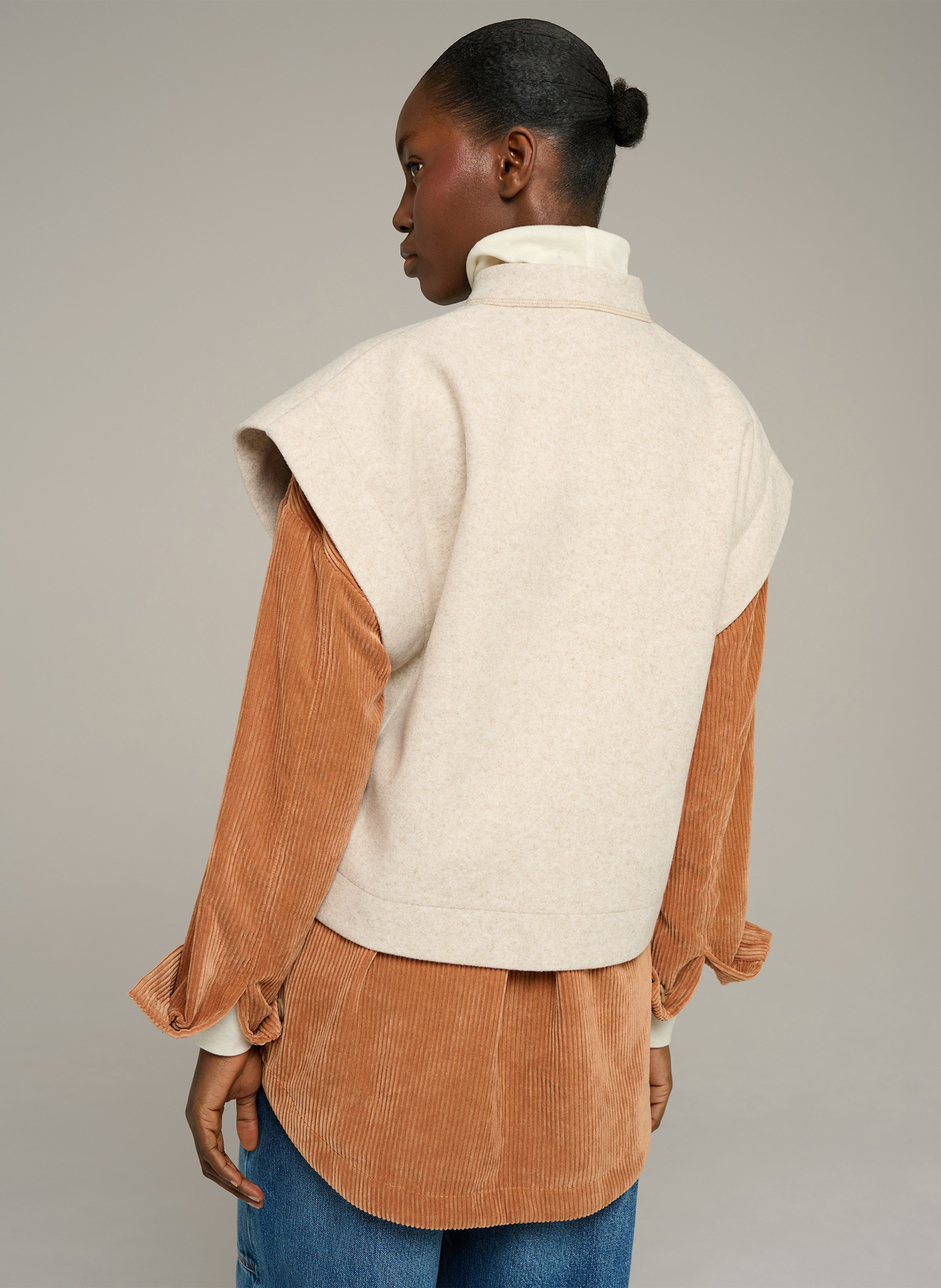 Straight short-sleeved buttoned jacket COTELAC ACOTE Beige