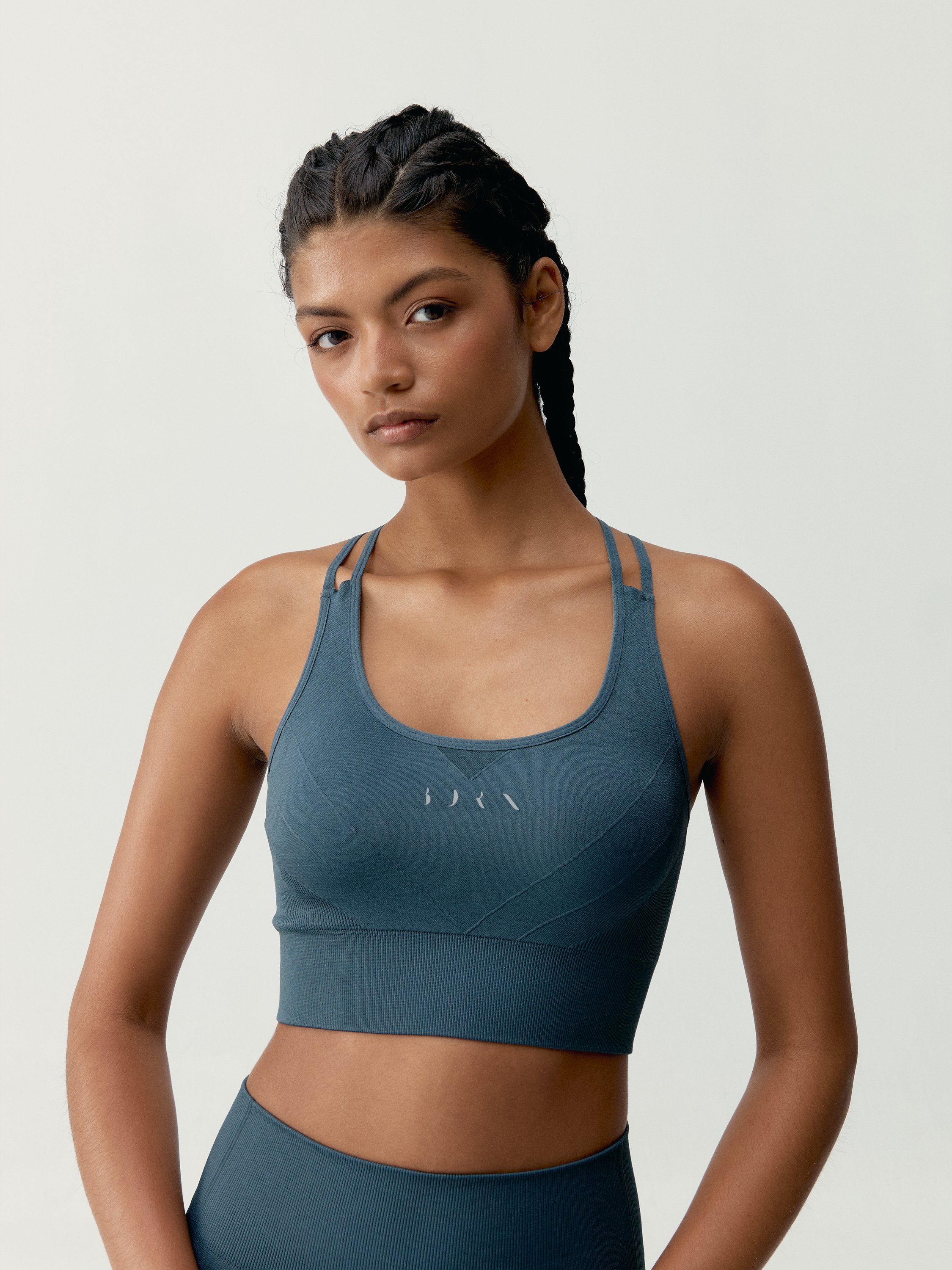 Seamless high support sports bra BORN LIVING YOGA