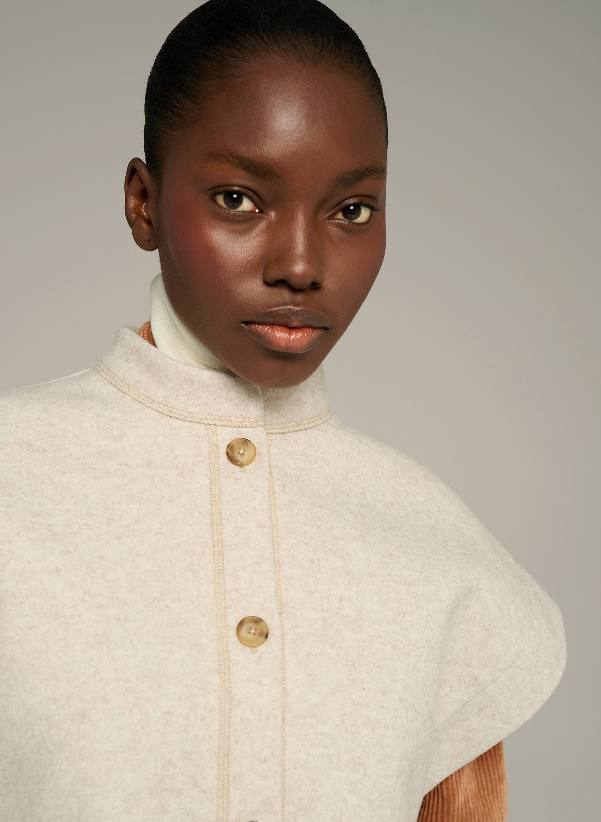 Straight short-sleeved buttoned jacket COTELAC ACOTE Beige