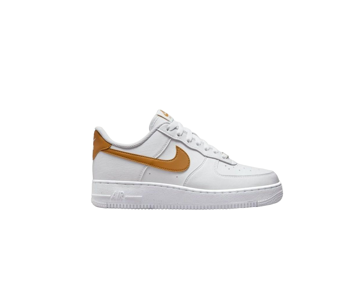 Low-top trainers NIKE White