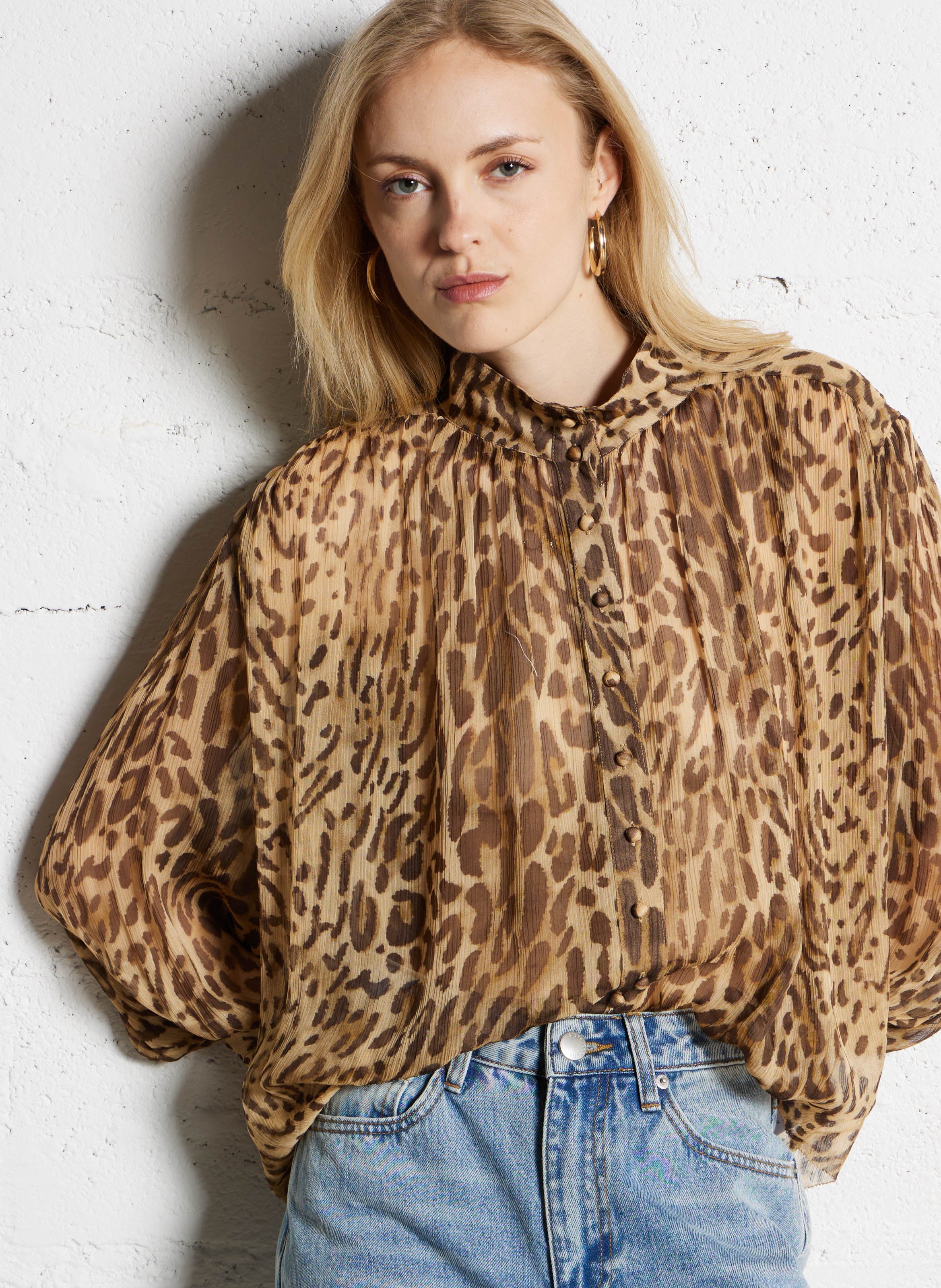 Weite transparente bedruckte Bluse SUNCOO Beige