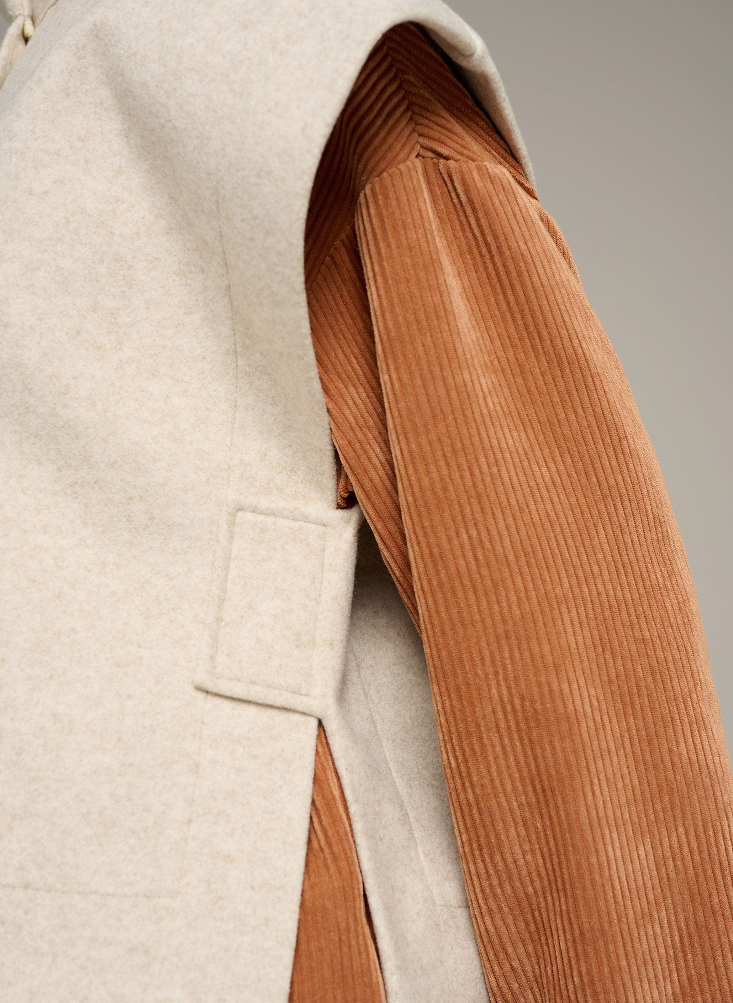Straight short-sleeved buttoned jacket COTELAC ACOTE Beige