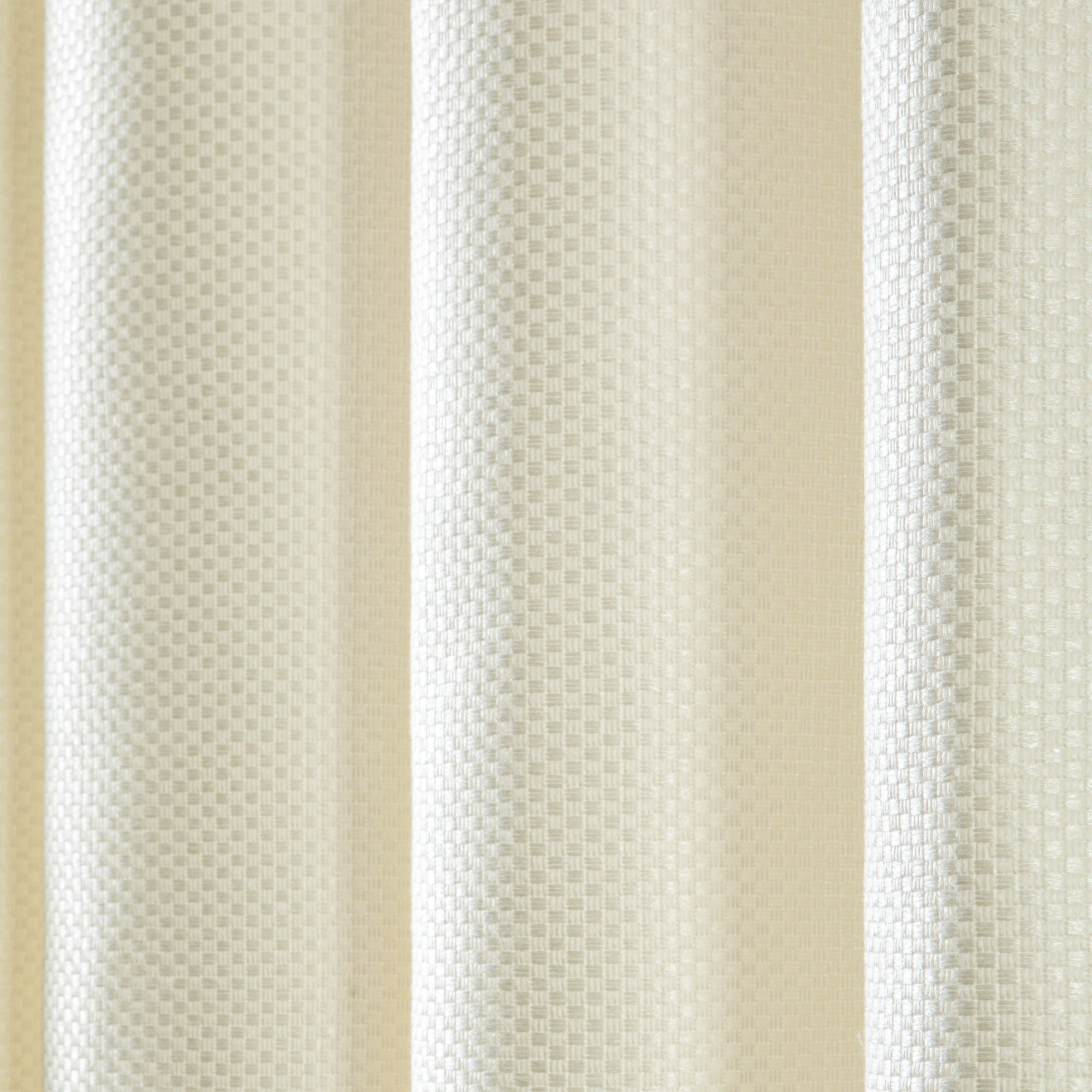 Thermal Lined Eyelet Curtains MADURA White