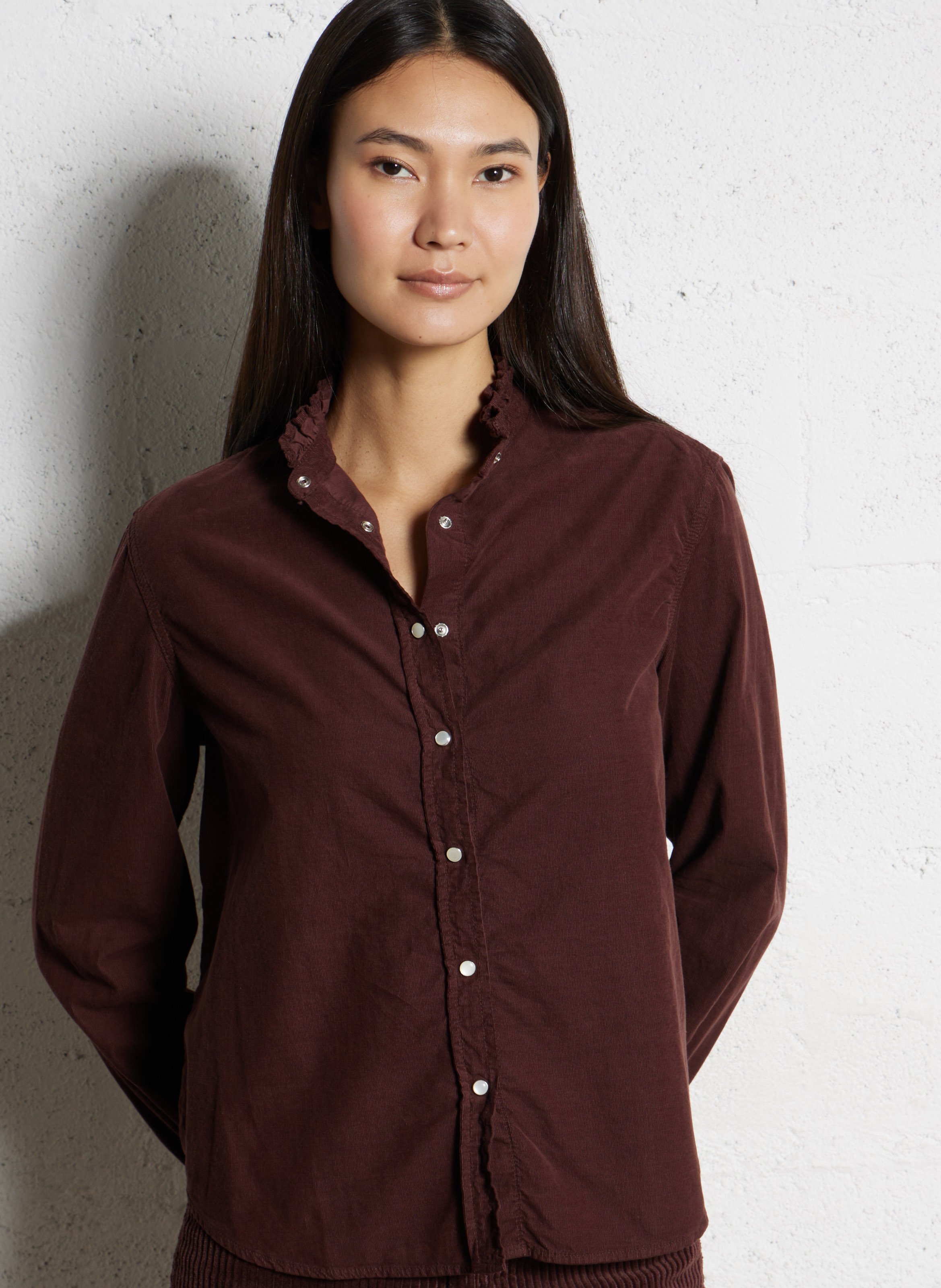 Blouse van katoenen corduroy met Victoriaanse kraag ACQUAVERDE