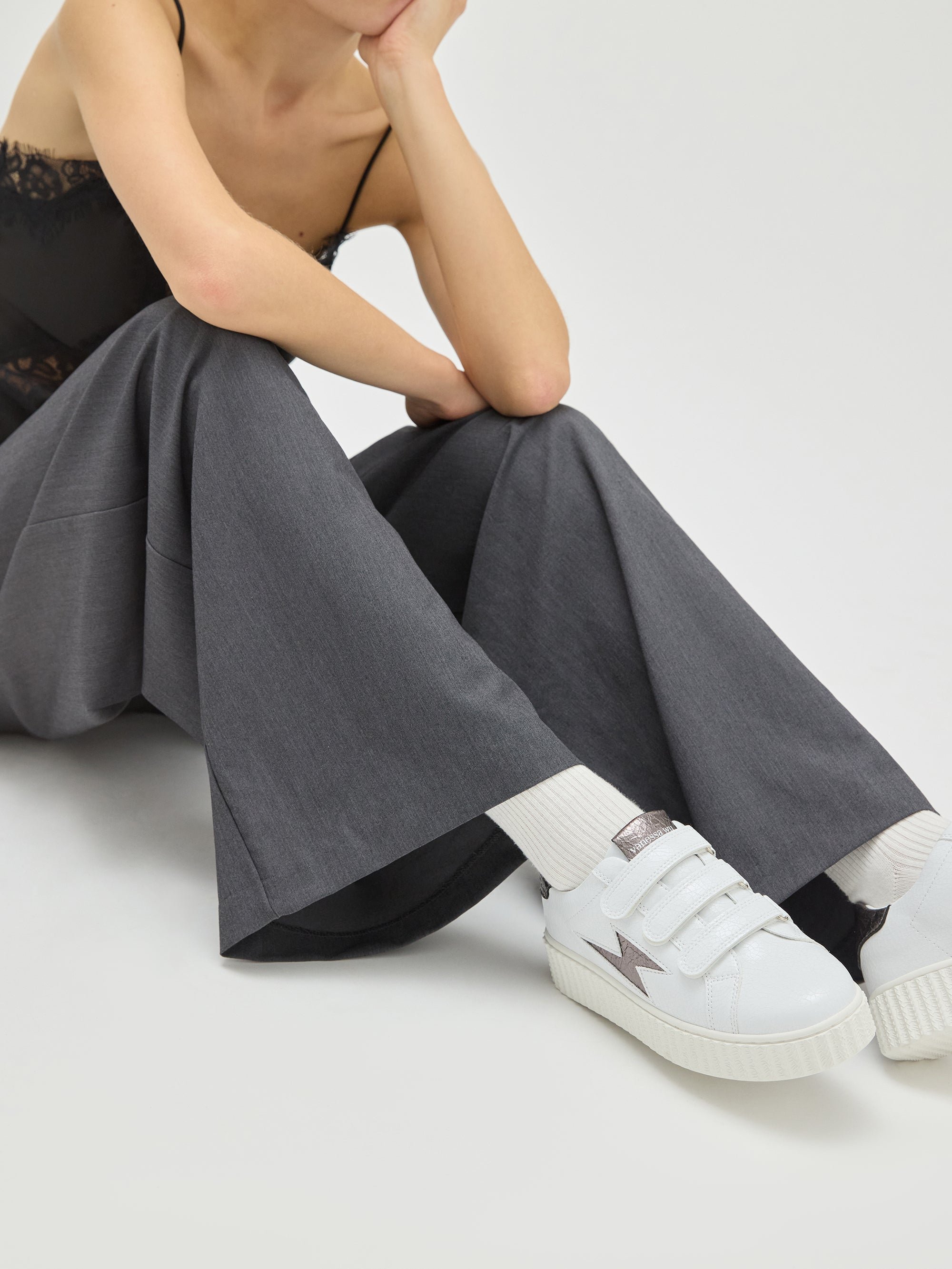 Low Velcro trainers VANESSA WU Grey