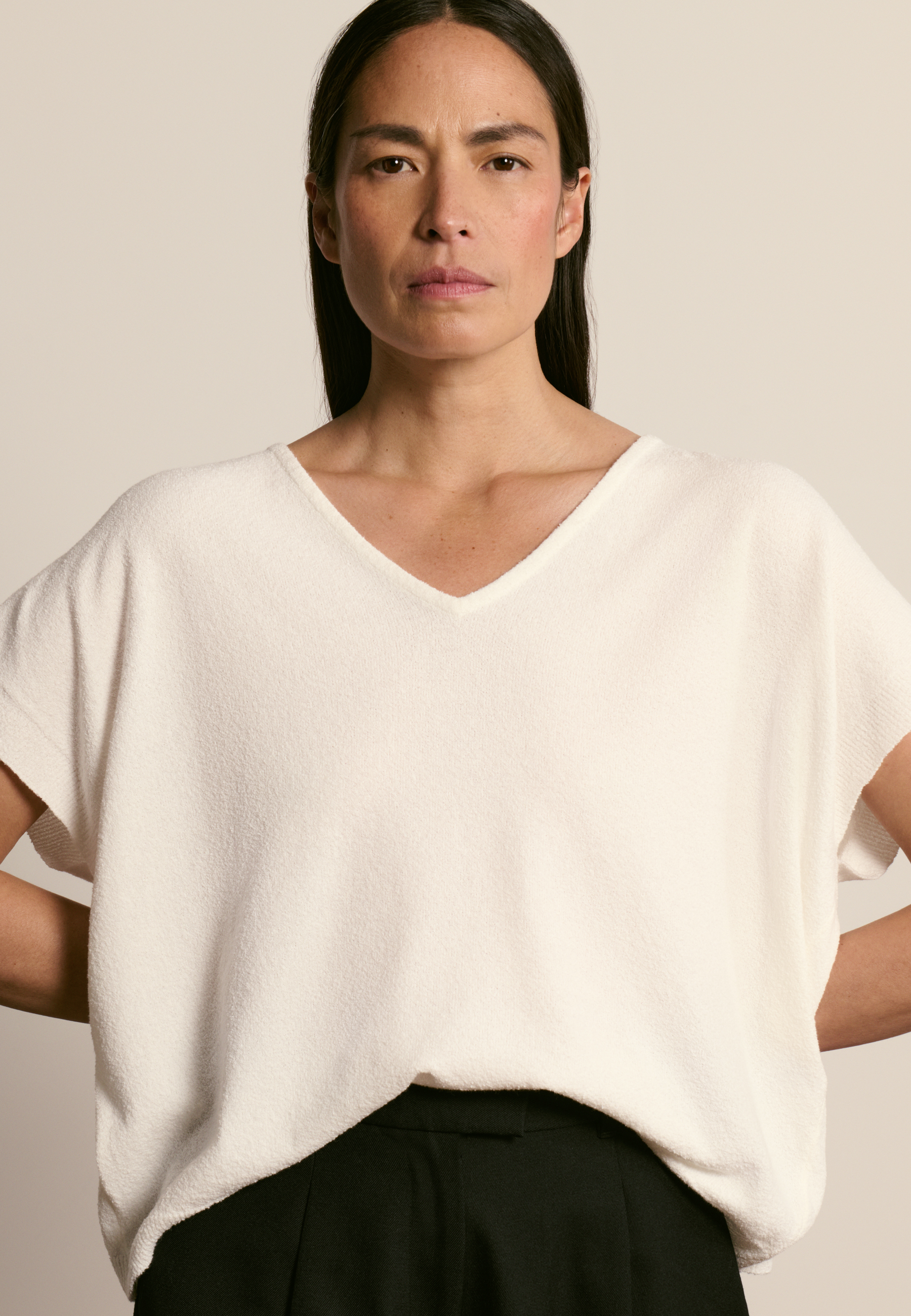 V-neck cotton t-shirt with bouclé texture MAISON MONTAGUT
