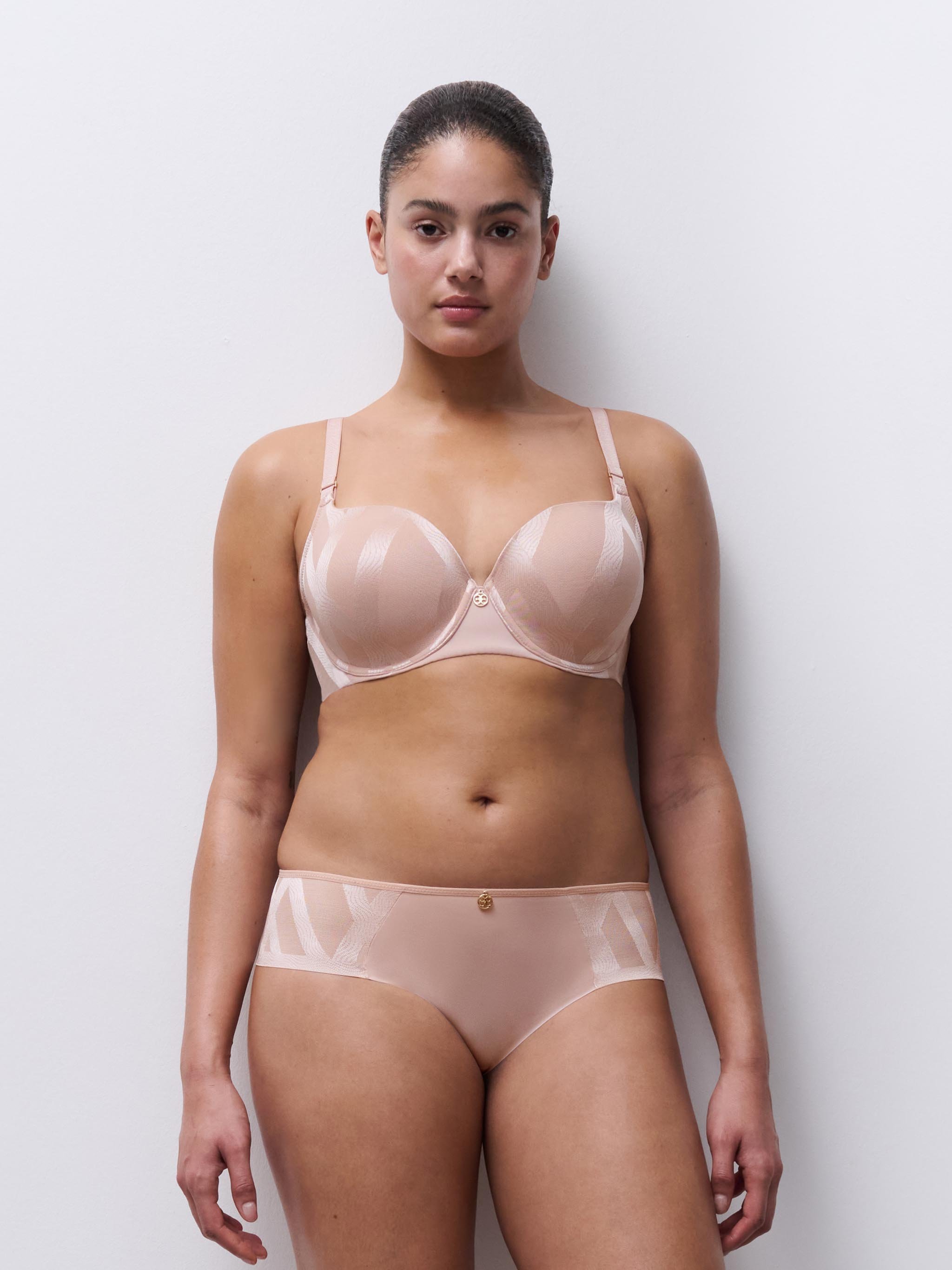 Full-cup bra CHANTELLE Beige