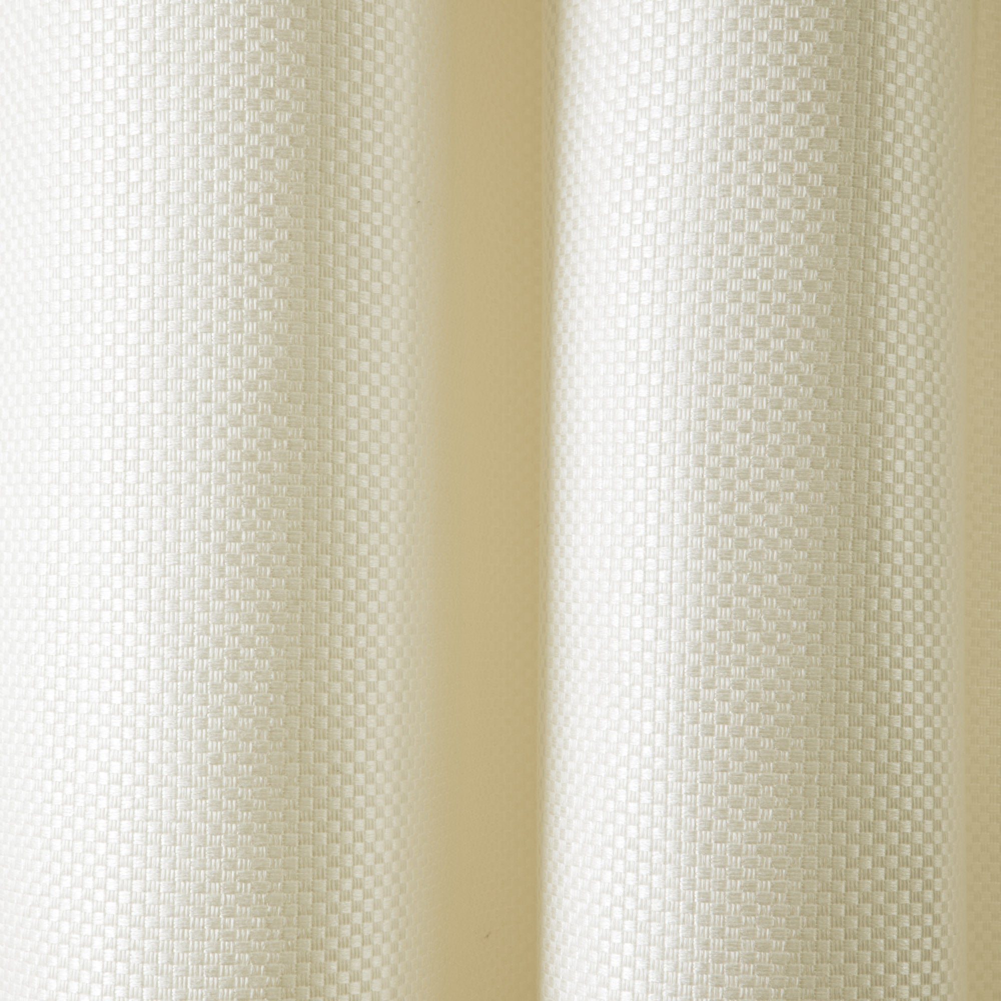 Thermal Lined Eyelet Curtains MADURA White