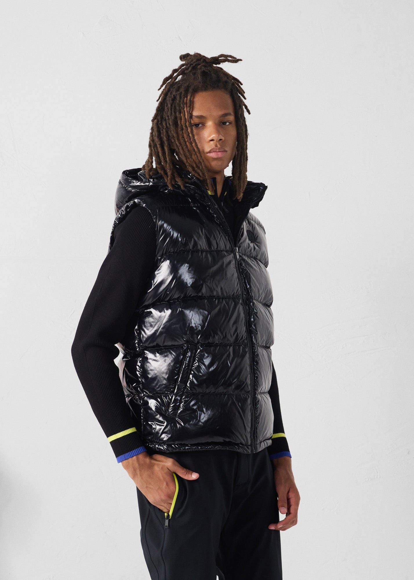 Padded sleeveless down jacket for extreme cold weather. JOTT Black