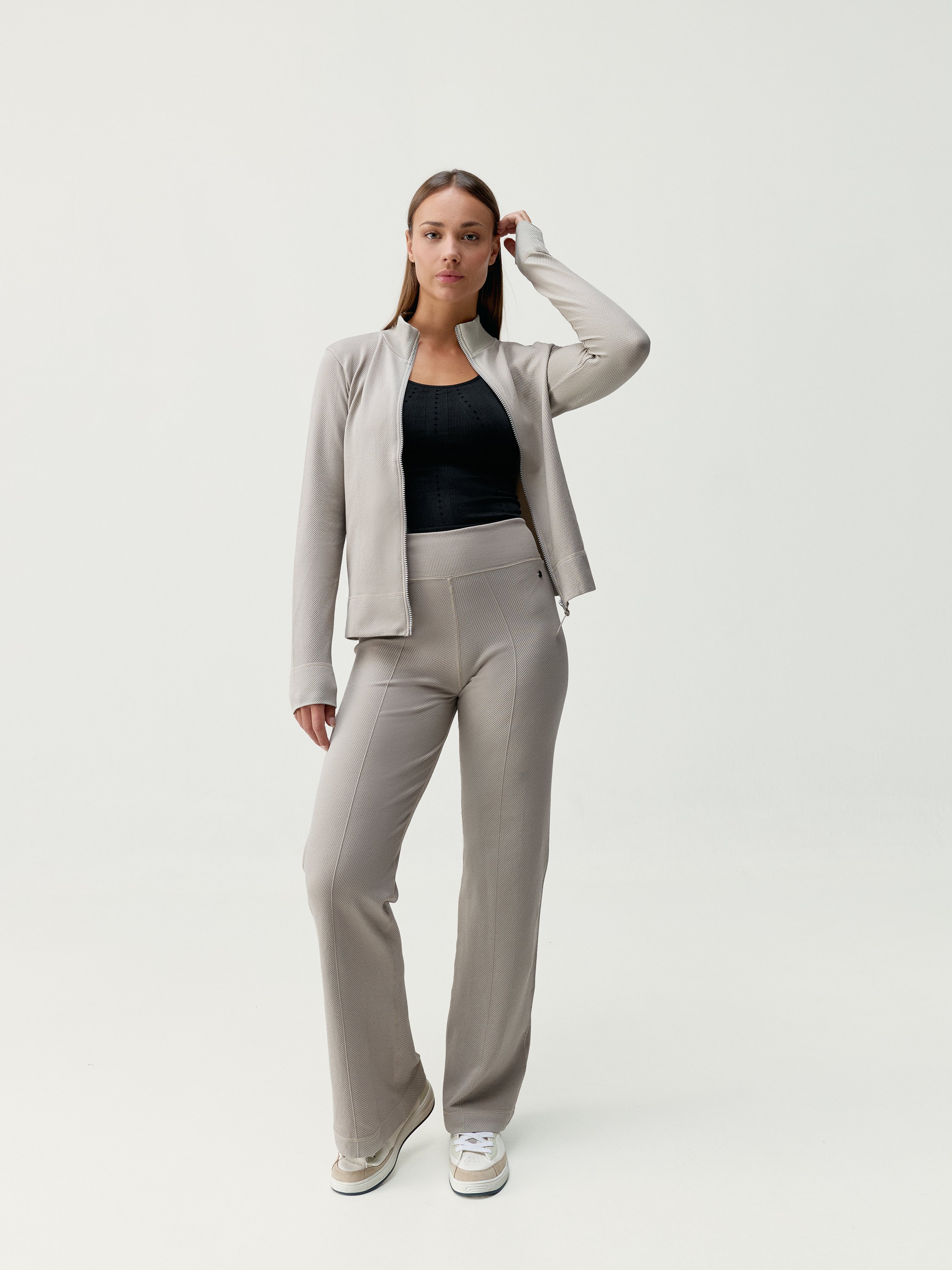 Comfortable sports pants BORN LIVING YOGA Beige