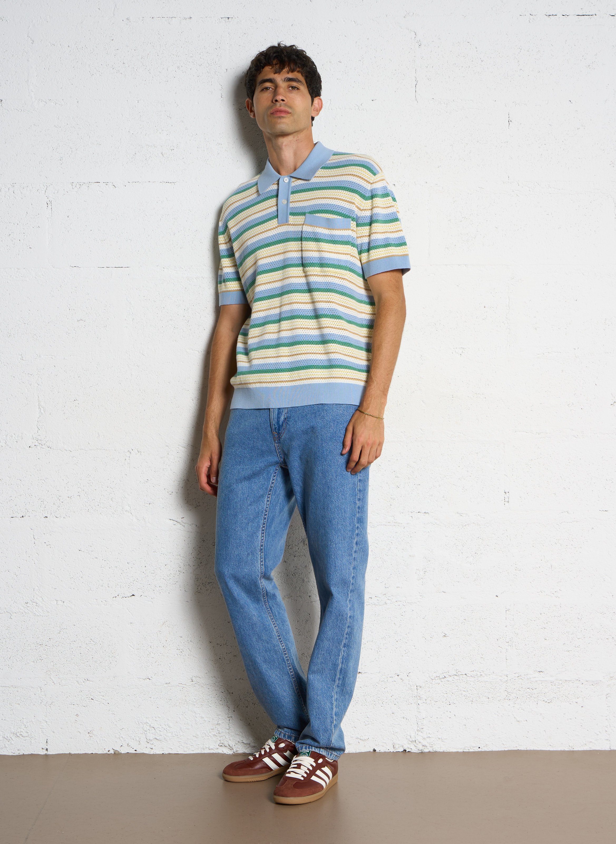 - Straight-leg jeans
- 5 pockets
- Straight cut
- Faded effect PEPE JEANS Blue