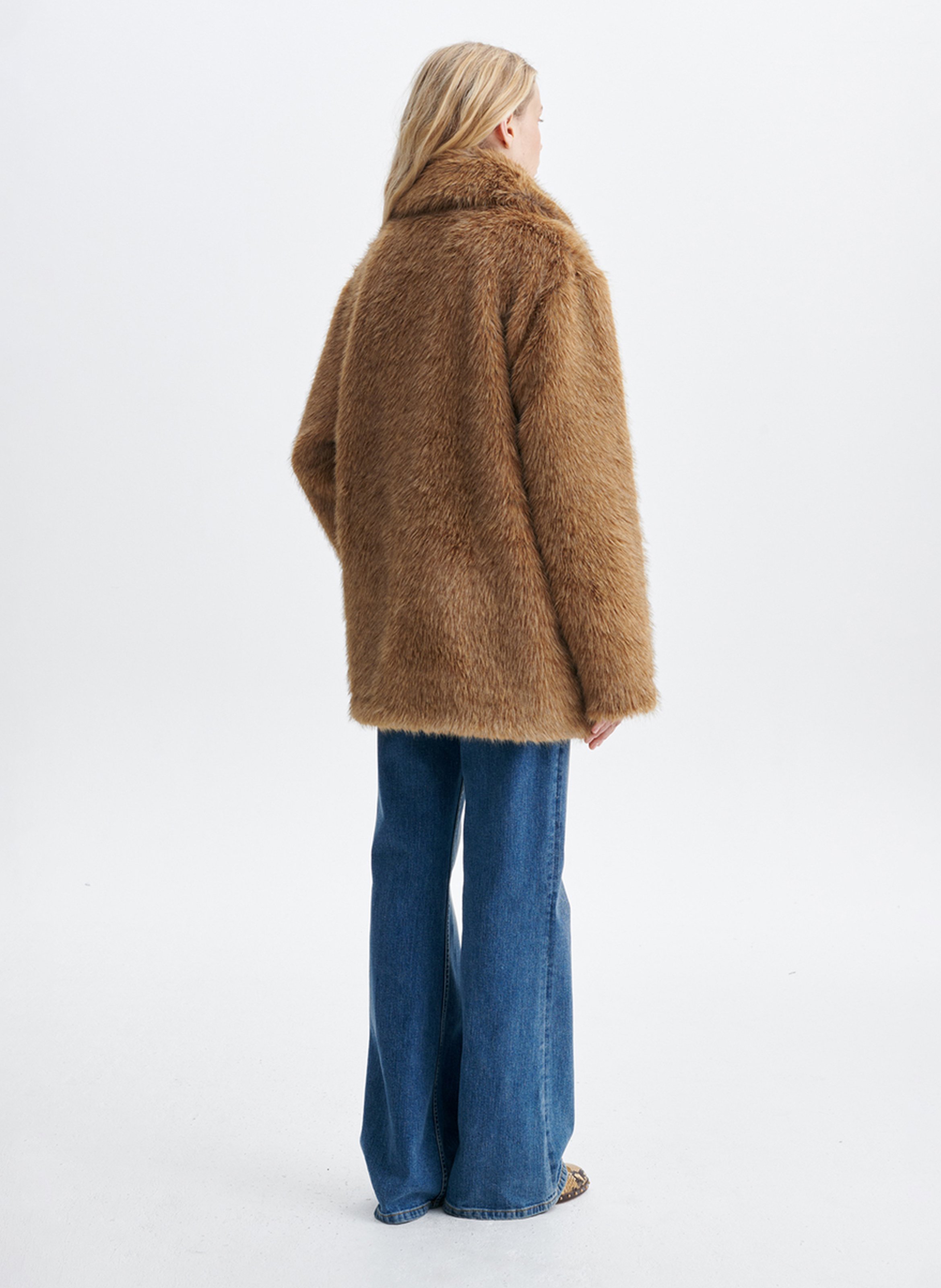 Manteau col classique en fourrure VANESSA BRUNO Beige
