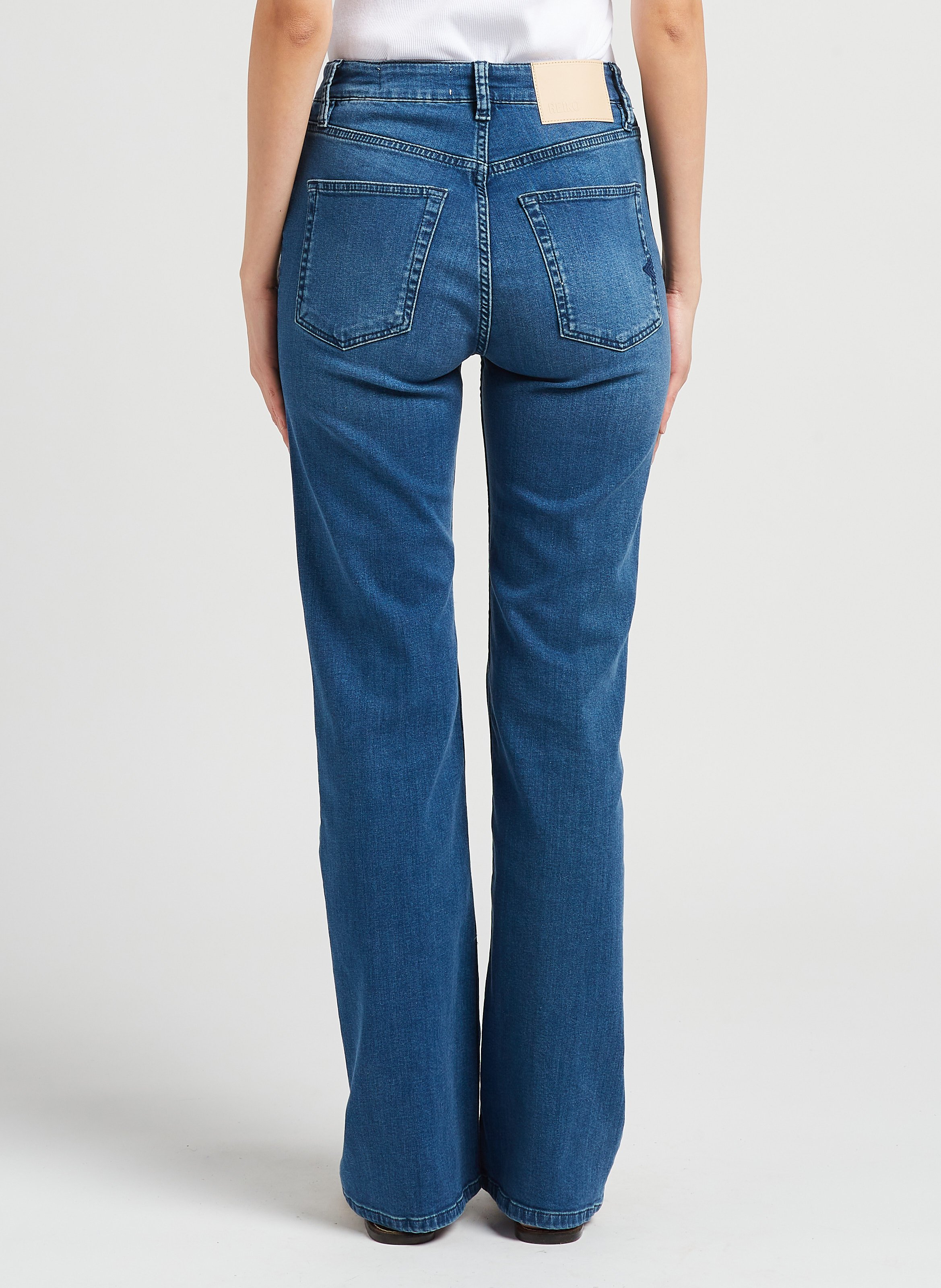 Highrise Flared Cottonblend Jeans Dnm V240 Reiko Women Place des