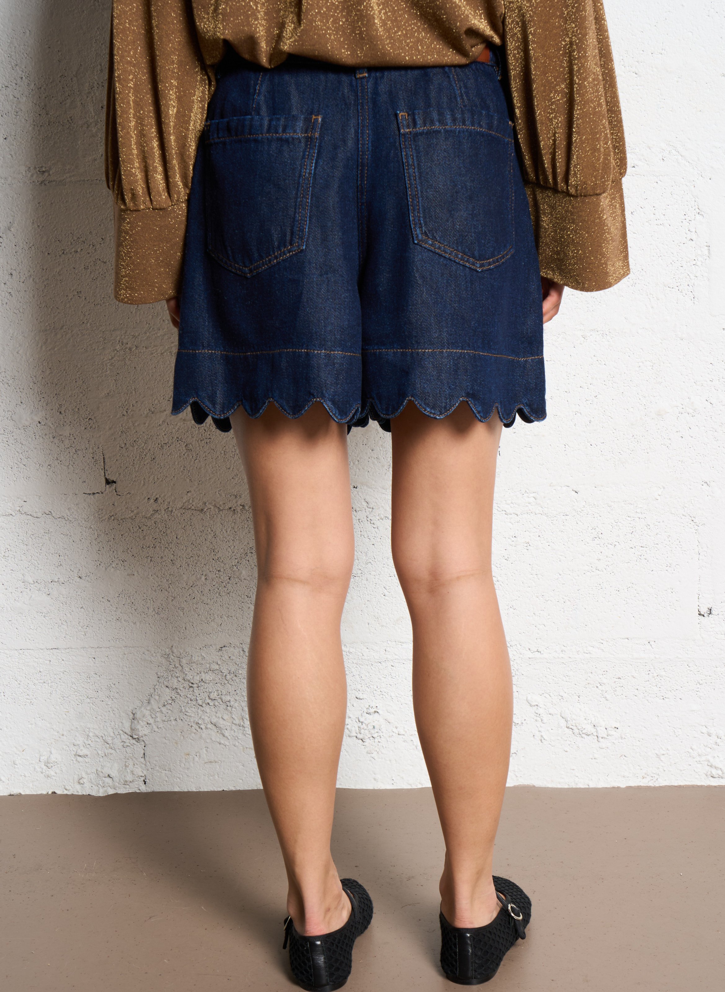 Kurze halbhohe Jeansshorts in Raw-Denim STELLA NOVA Blau