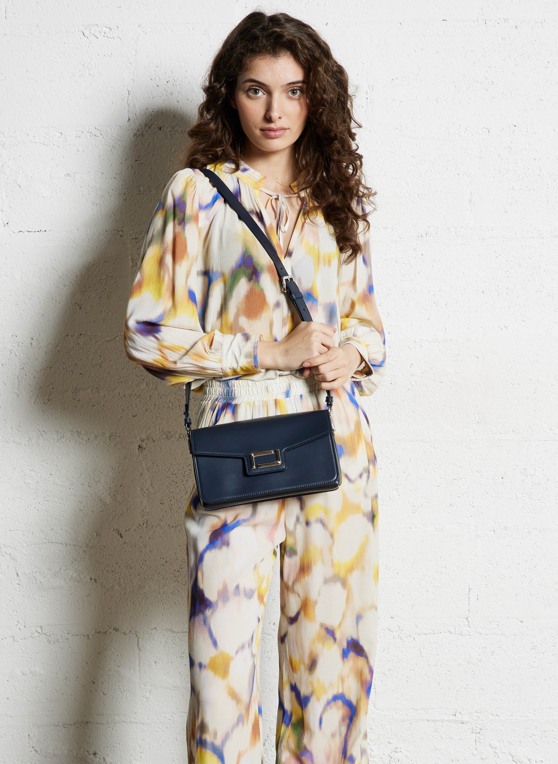 Sac bandoulière à rabat en cuir  LANCEL Bleu