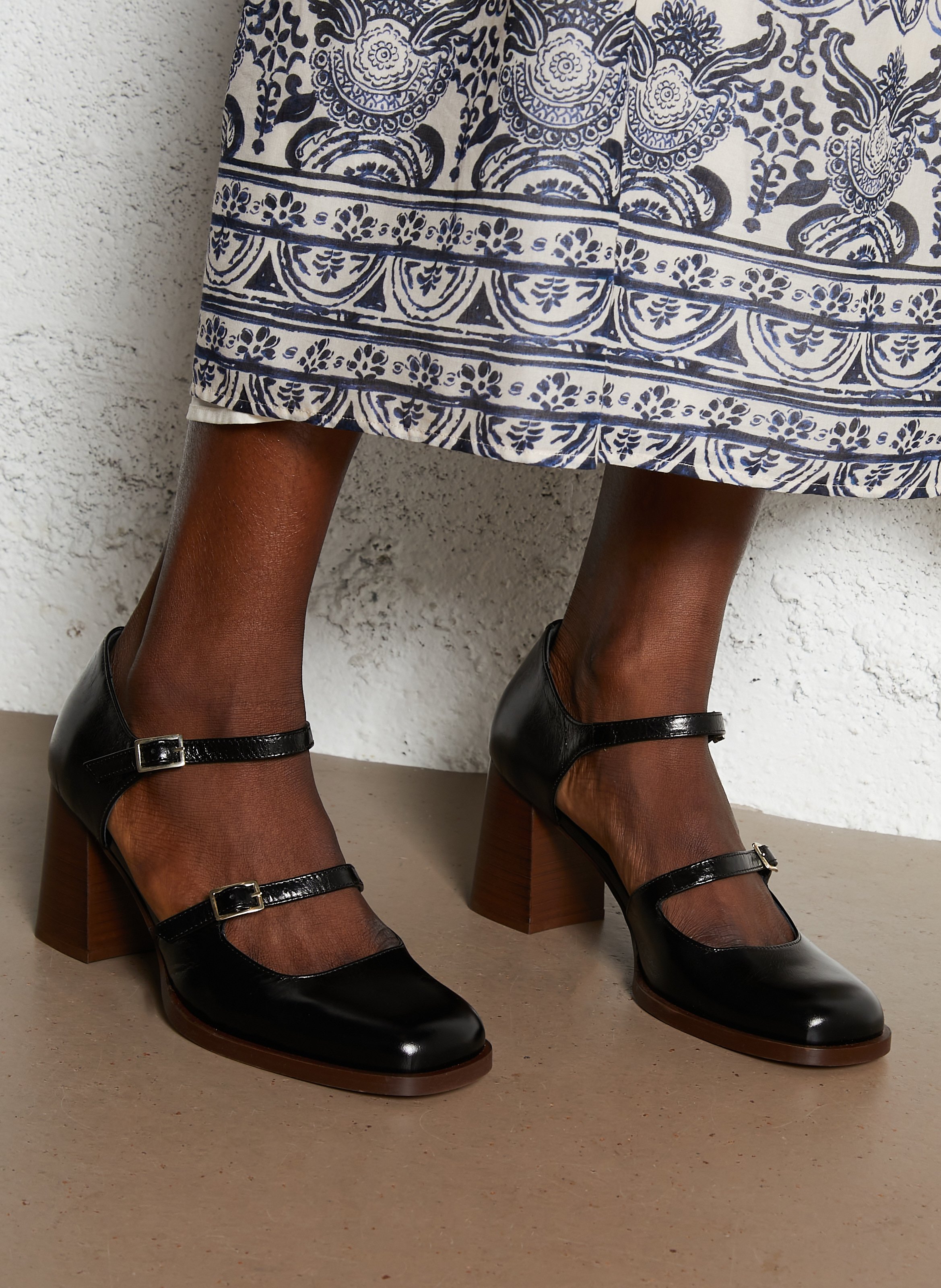 Beyou suede high heels  BOCAGE Black