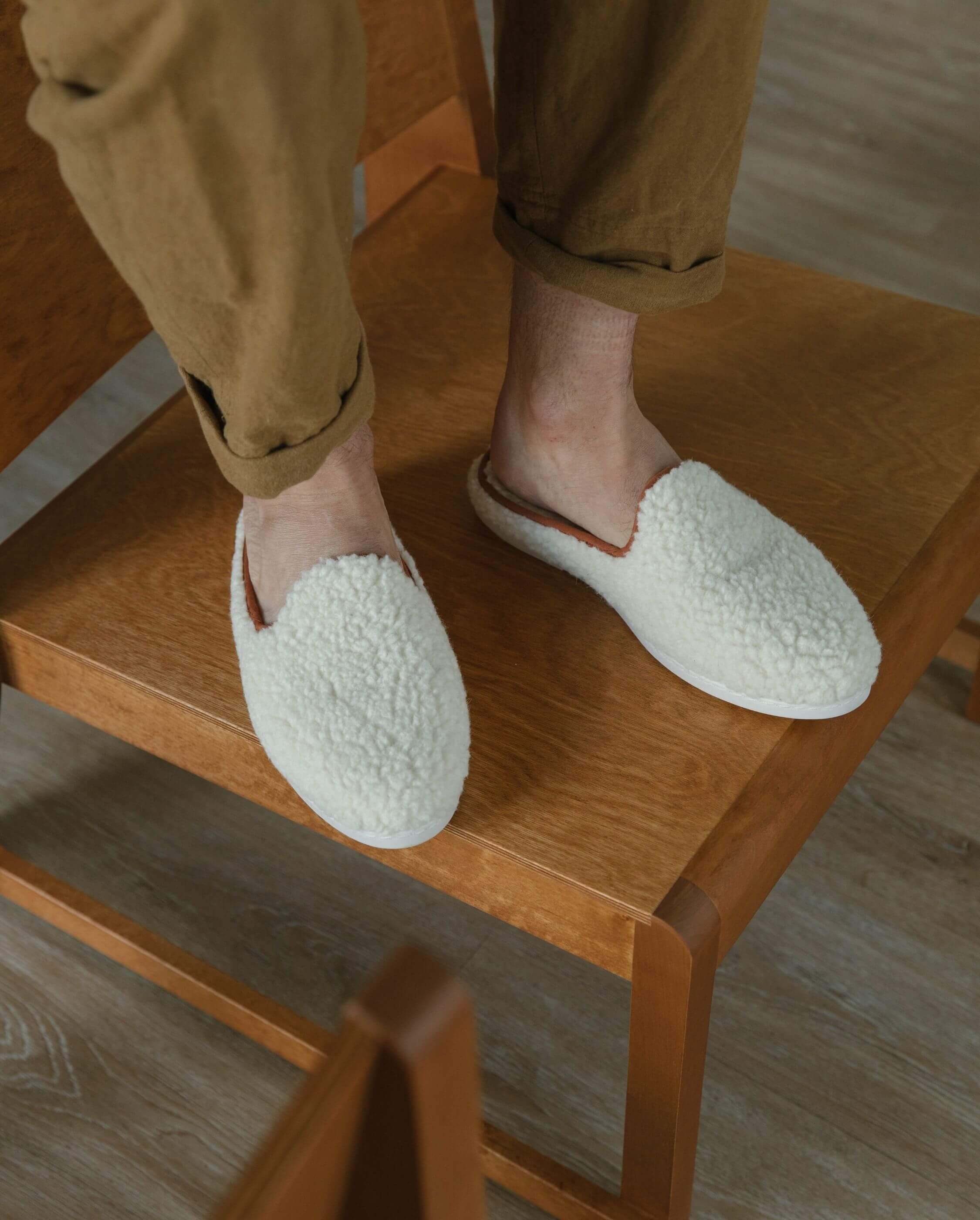 Men's wool bouclé mule, white camel ANGARDE White