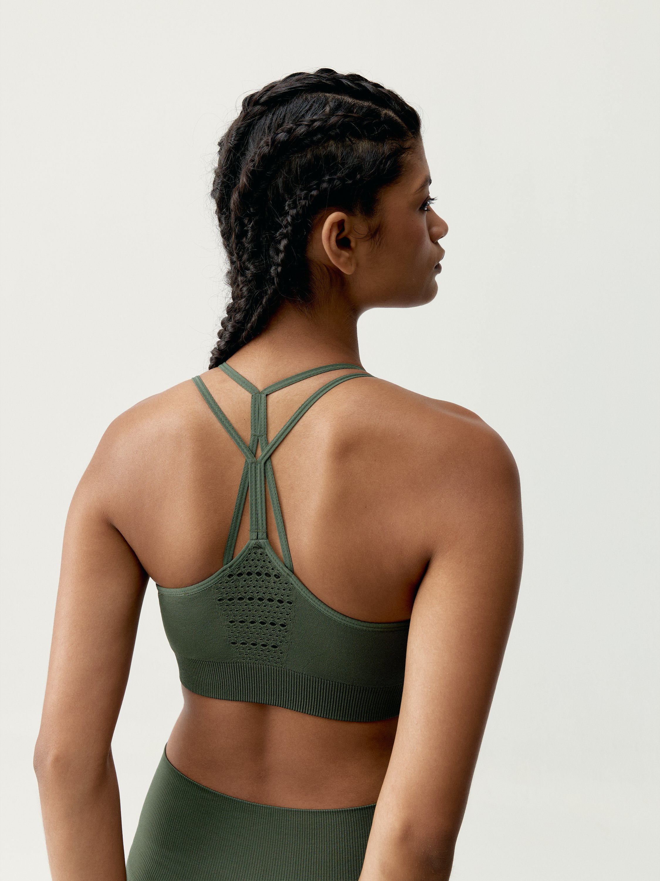 Seamless medium support sports bra BORN LIVING YOGA Green