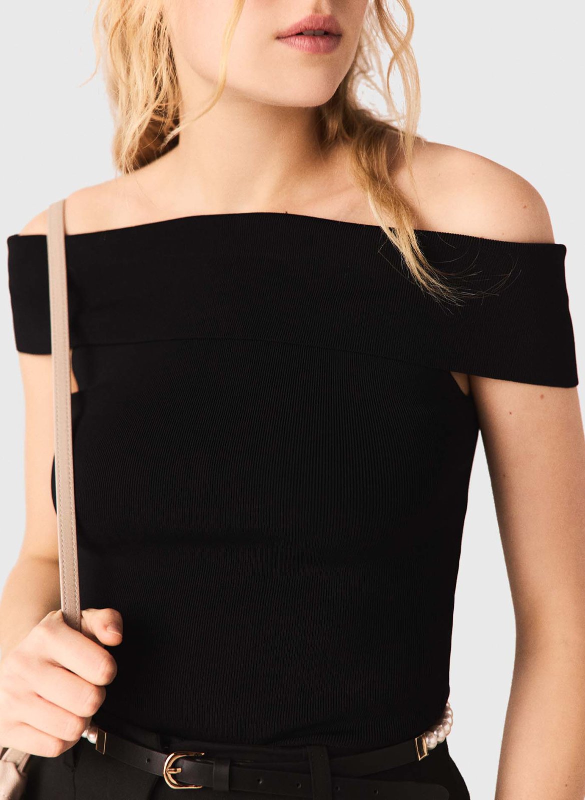 Top met bardothals Zwart