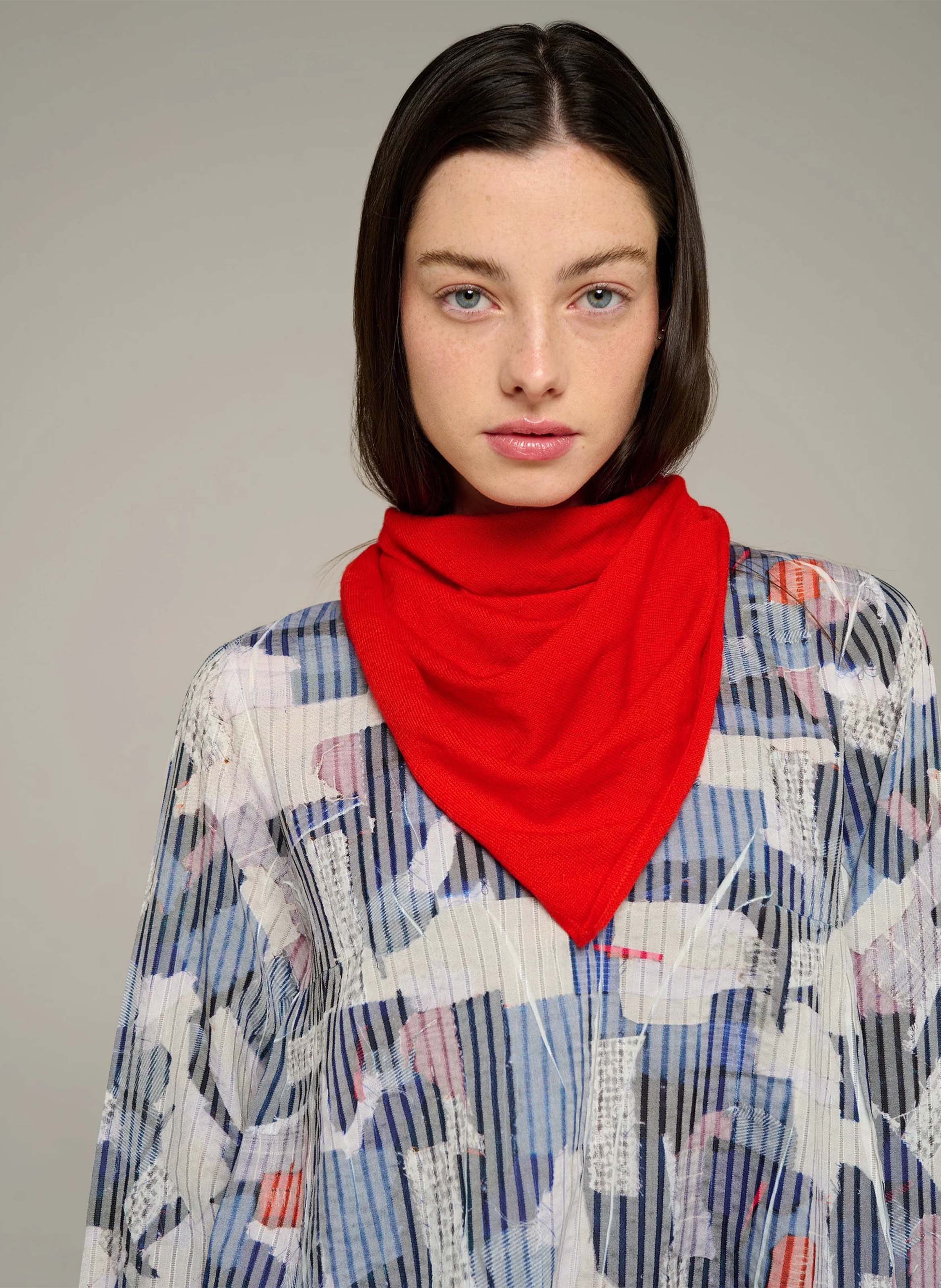 Driehoekige wollen sjaal COTELAC ACOTE Rood