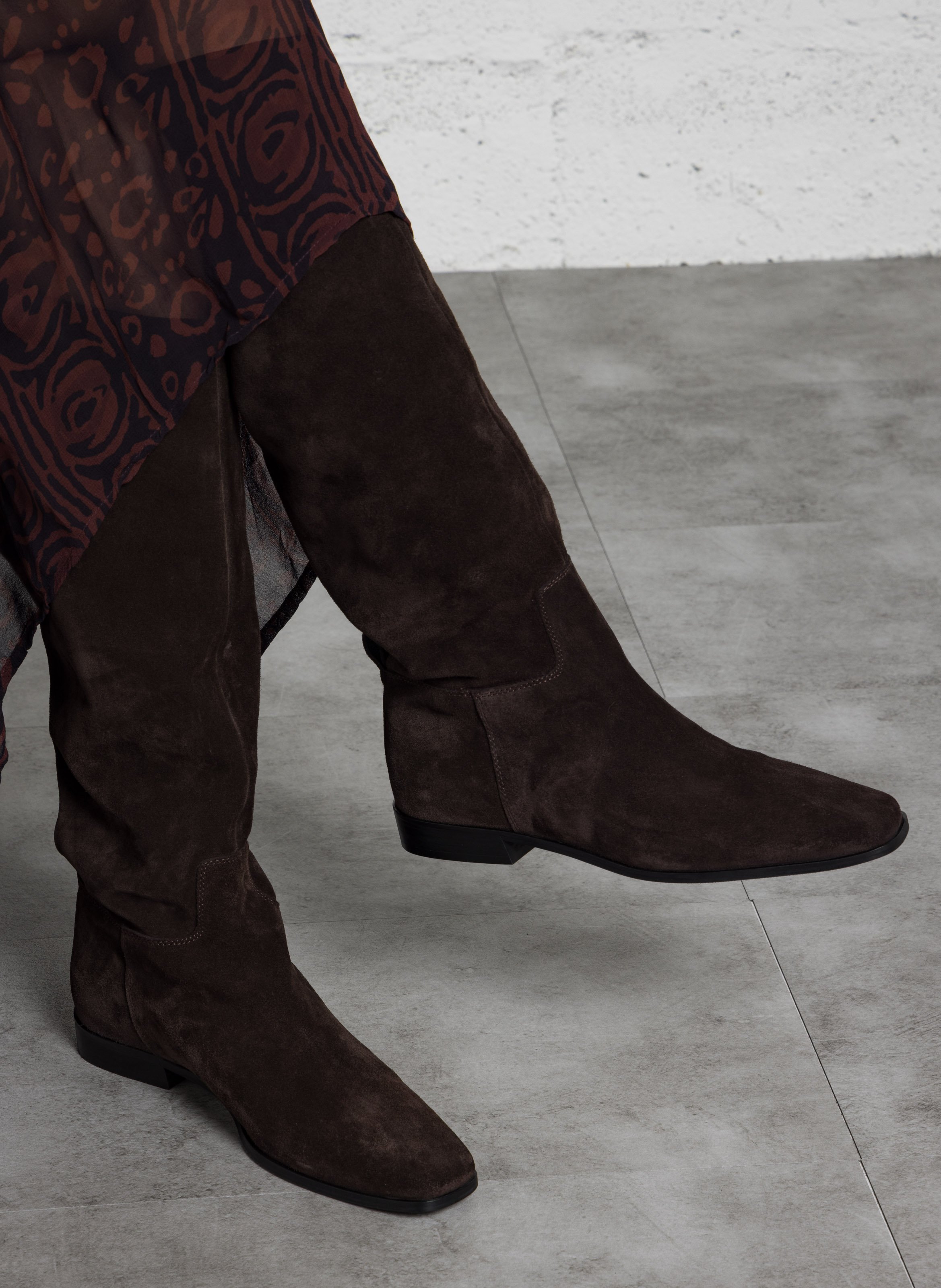 Square-toe suede leather boots BIBI LOU Brown