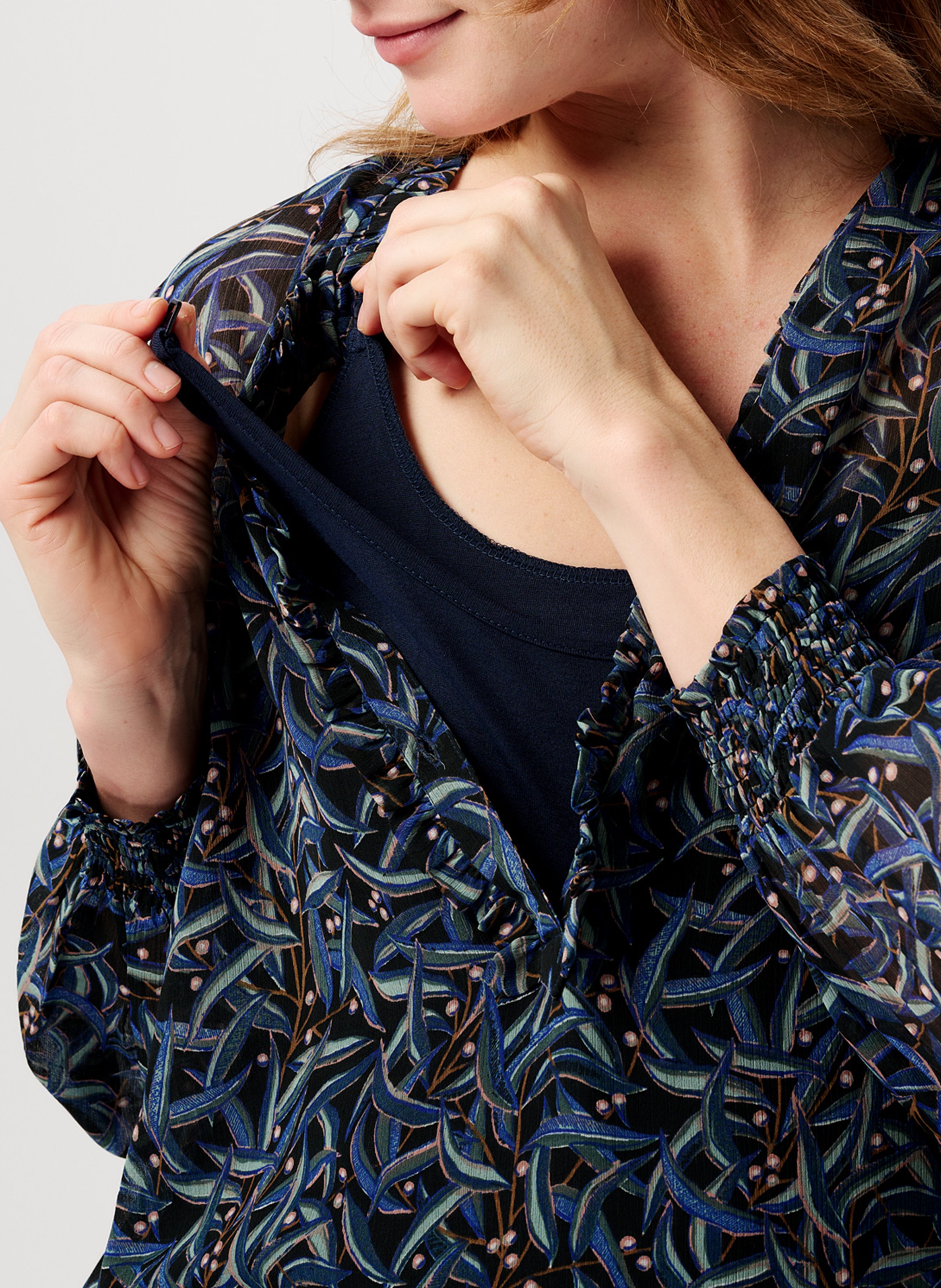 Maternity blouse with Tunisian collar Black