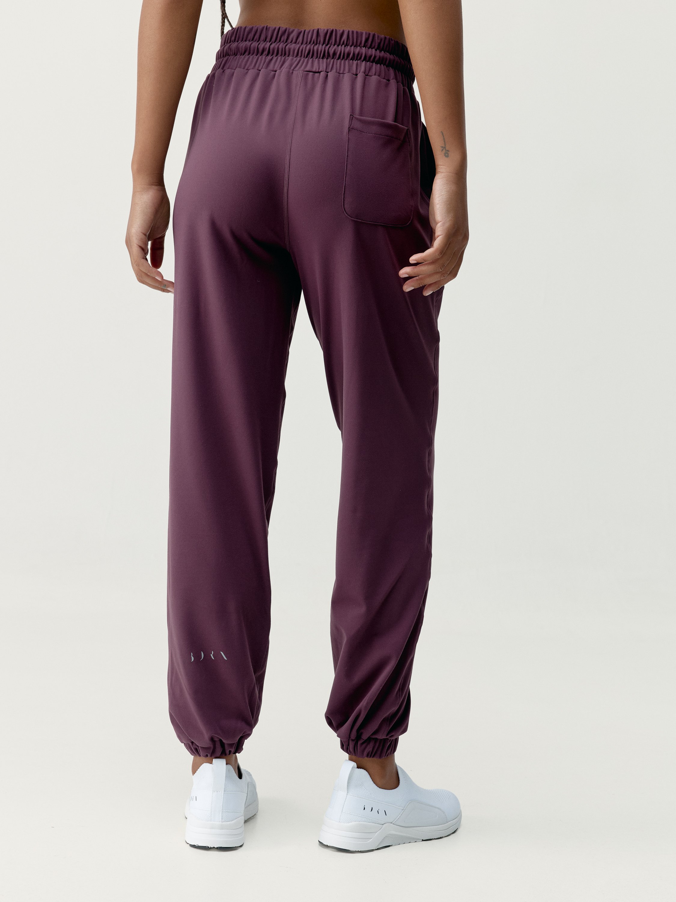 Extra-soft jogging pants BORN LIVING YOGA Red