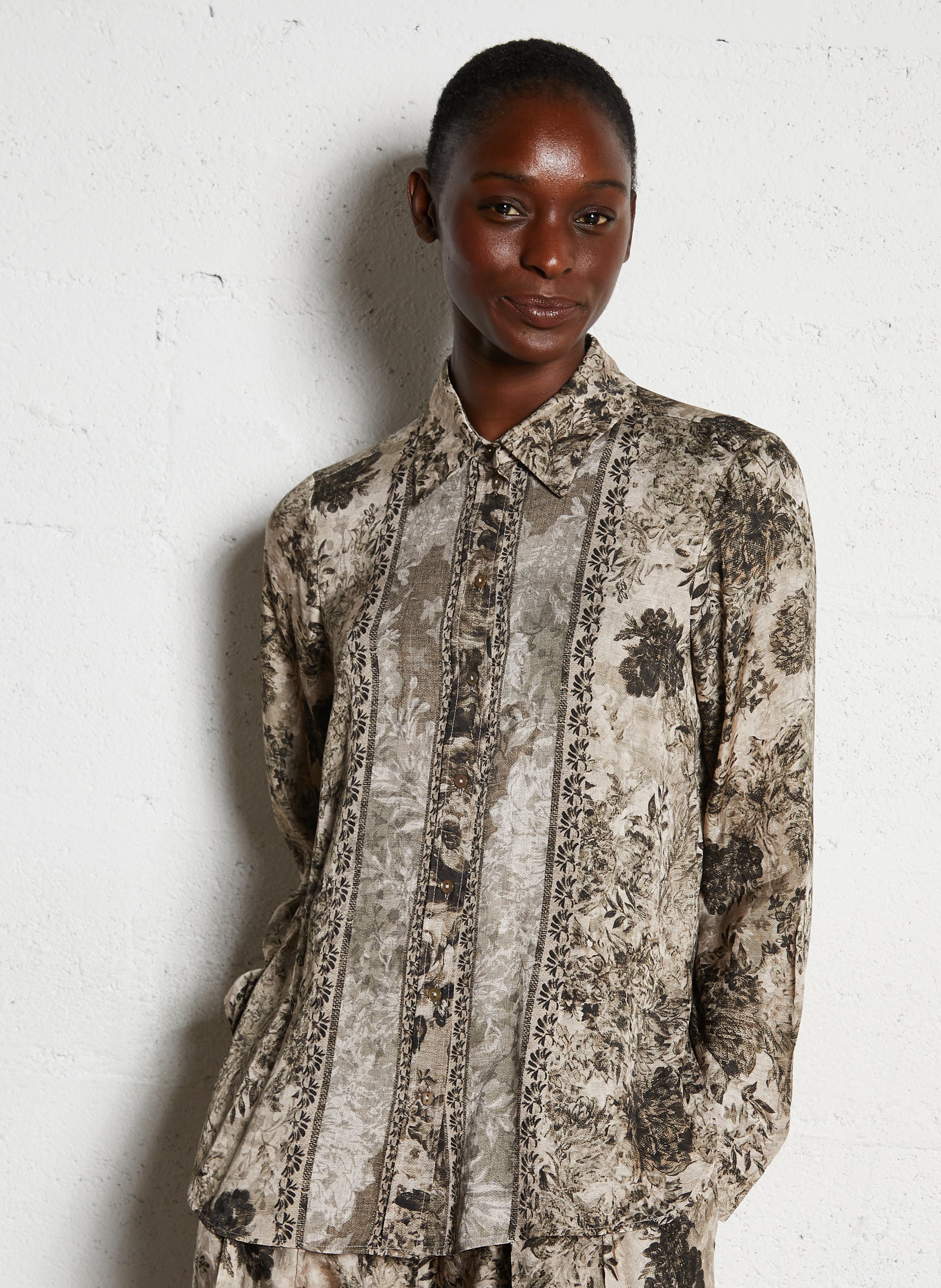 Chemise col classique MOMONI Green