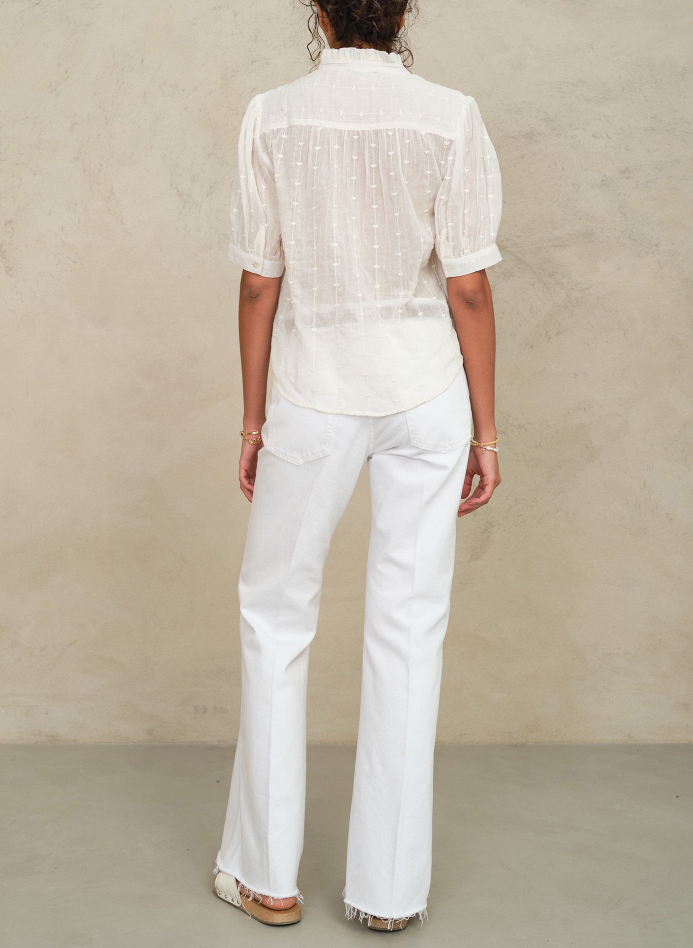 Straight shirt with tone-on-tone embroidery M.A.B.E White