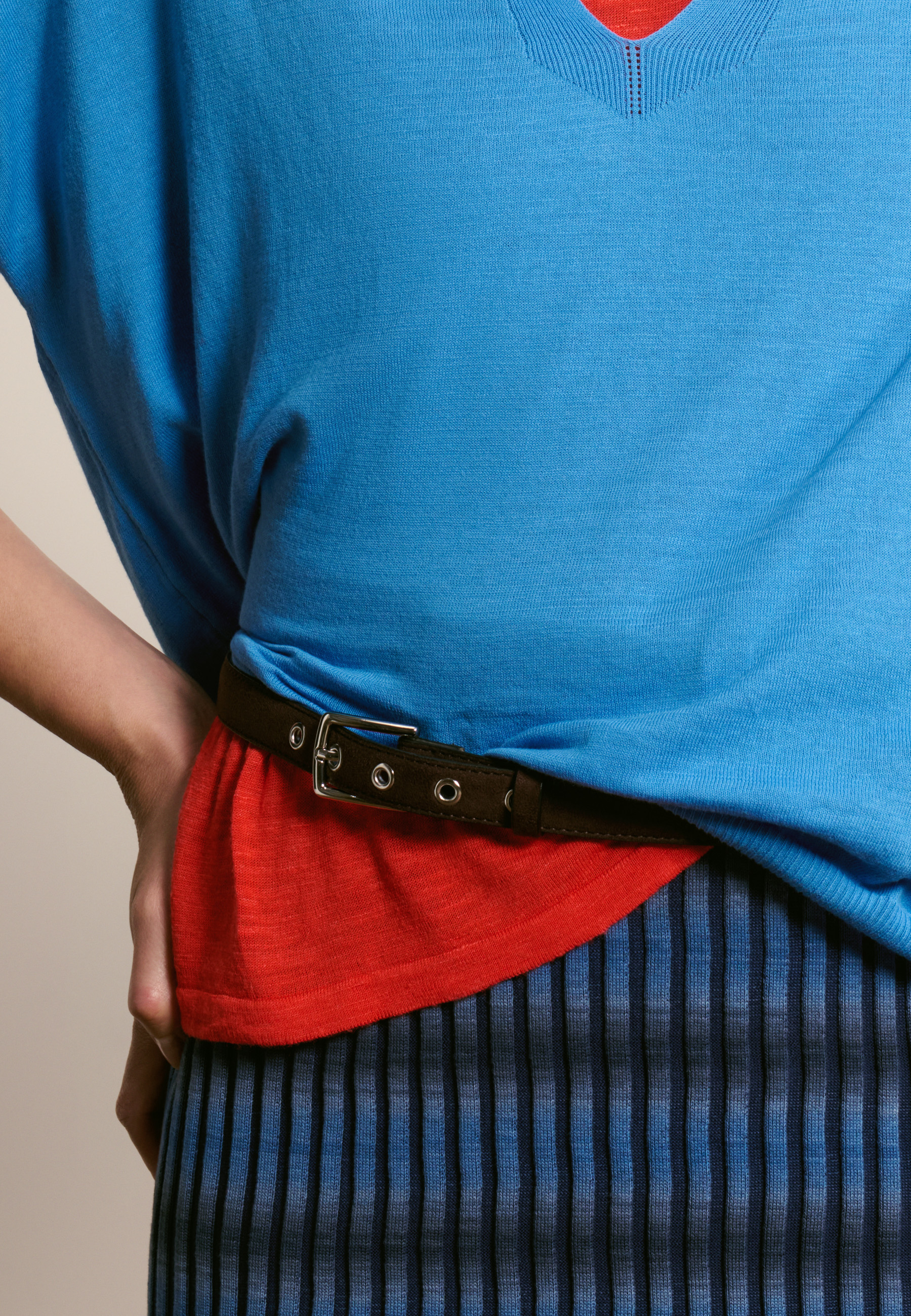 T-shirt col v en coton biologique MAISON MONTAGUT Bleu