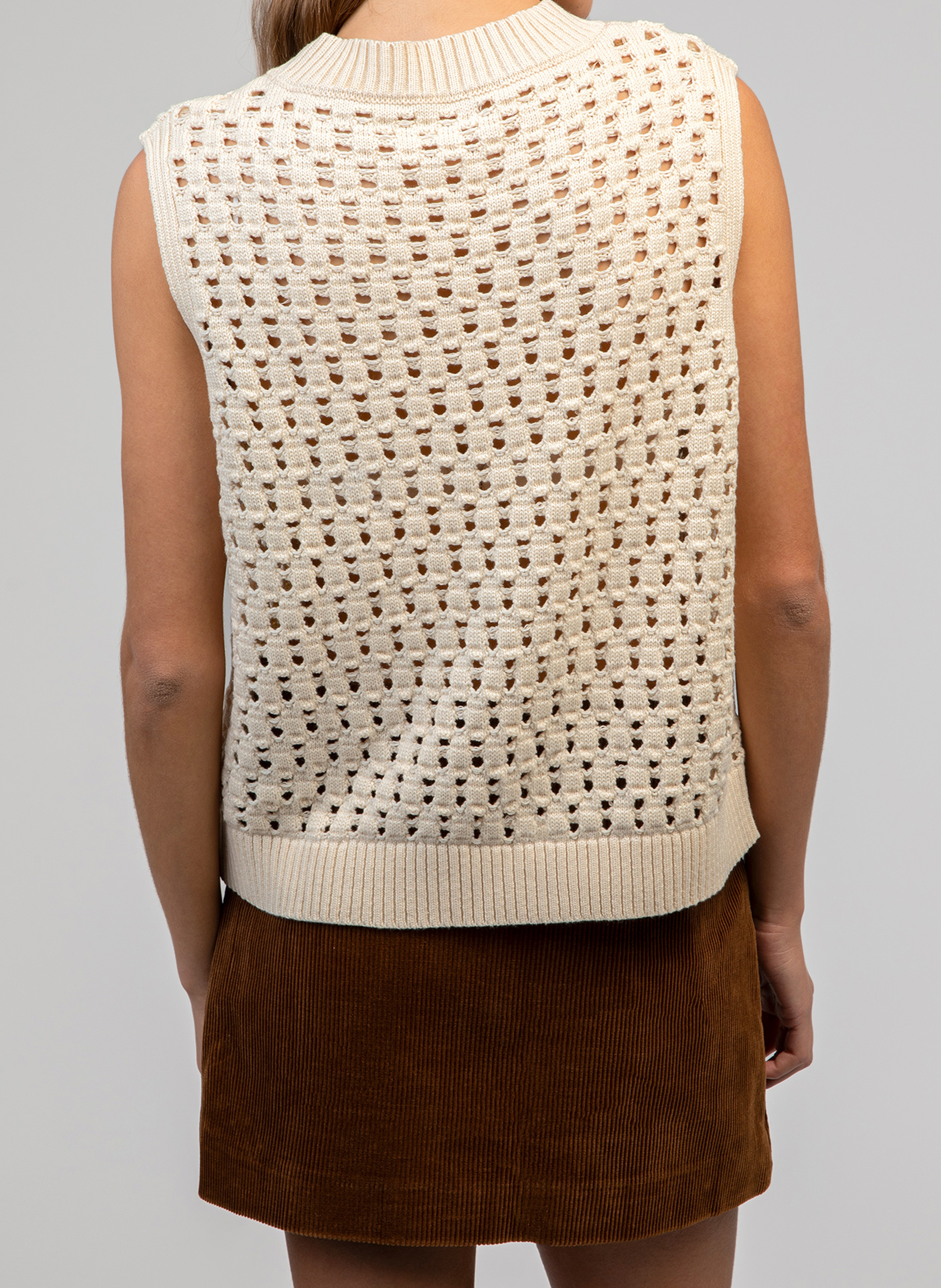 Trui met ronde hals zonder mouwen en ajourpatroon AN'GE Beige