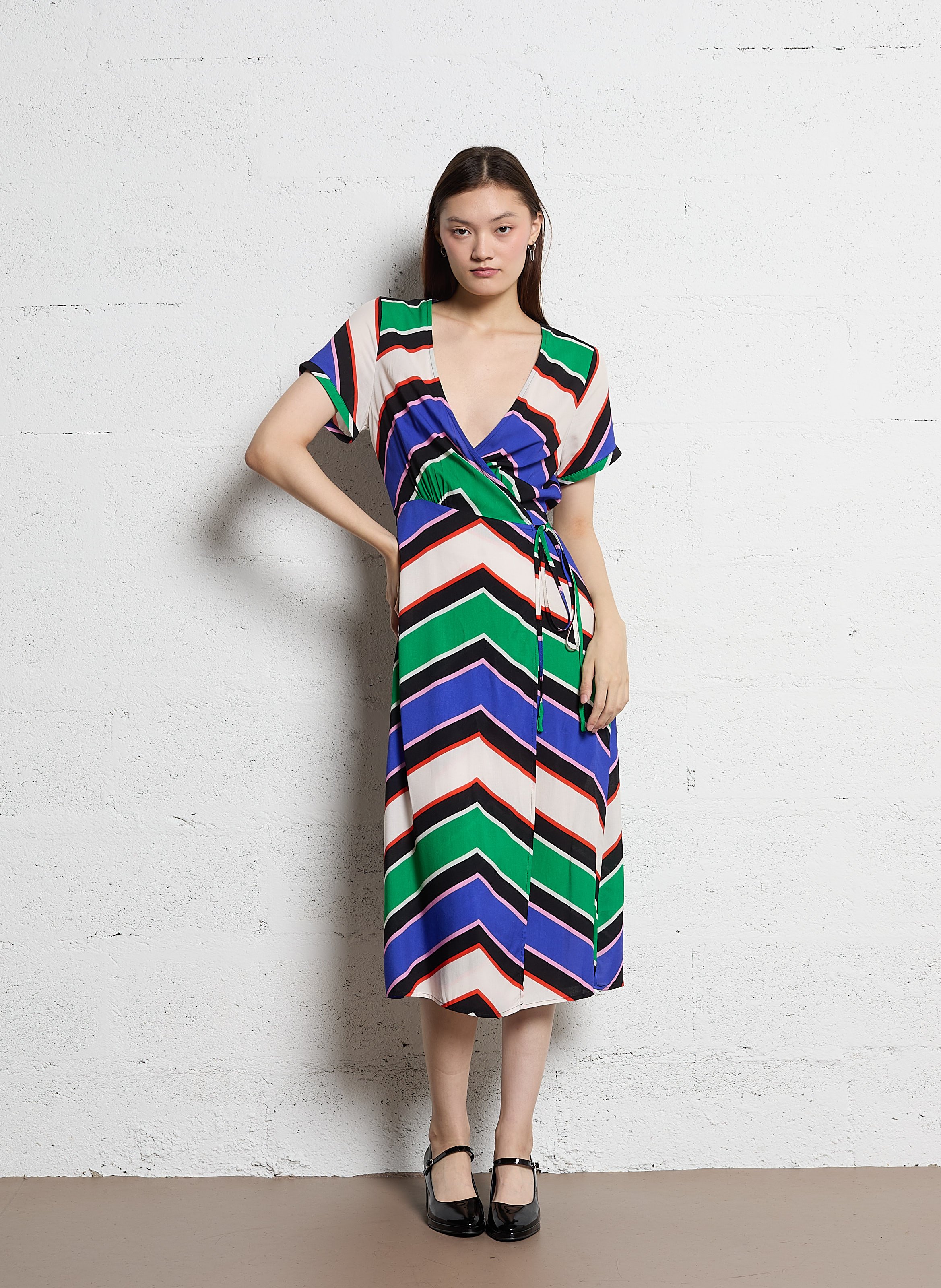 Halflange jurk met V-hals LA PETITE ETOILE Veelkleurig