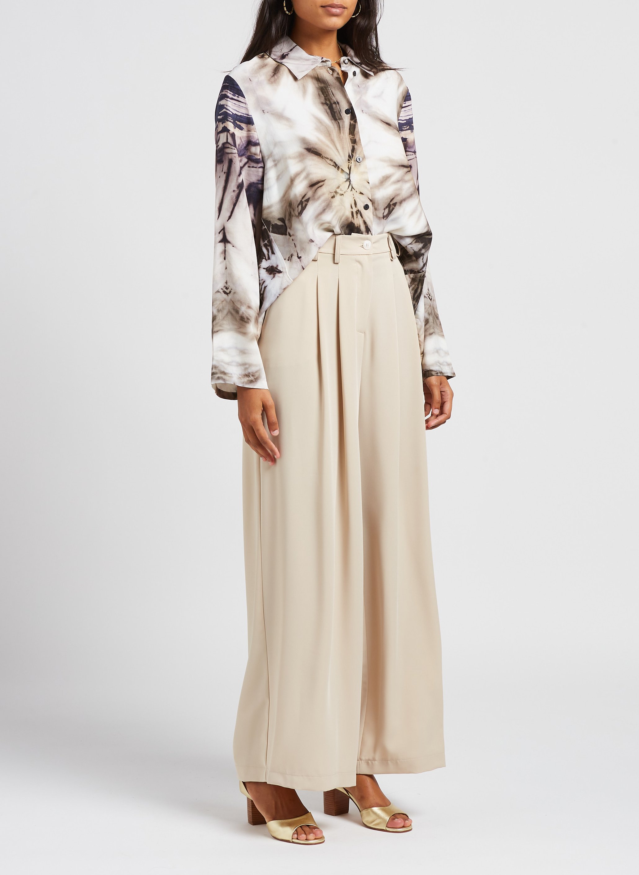 Blouse met klassieke kraag en print PLEASE Zwart