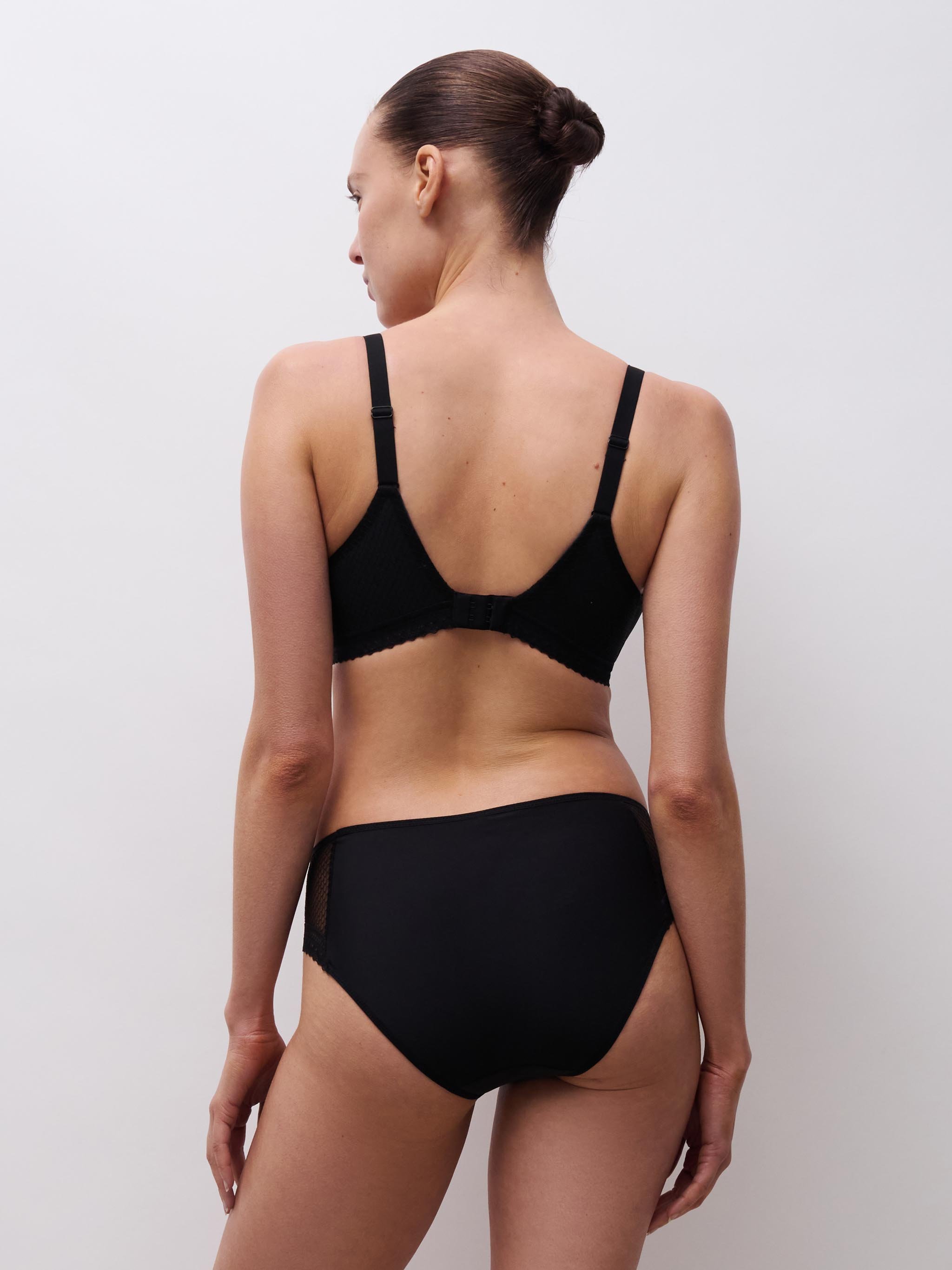 Full-cup bra CHANTELLE Black